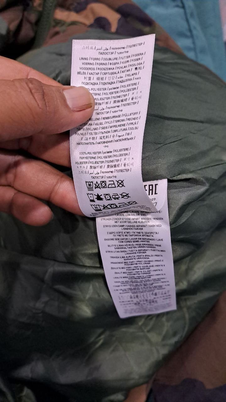 Guess ORIGINAL Guess Puffer Camo Jacket Size US L / EU 52-54 / 3 - 10 Thumbnail