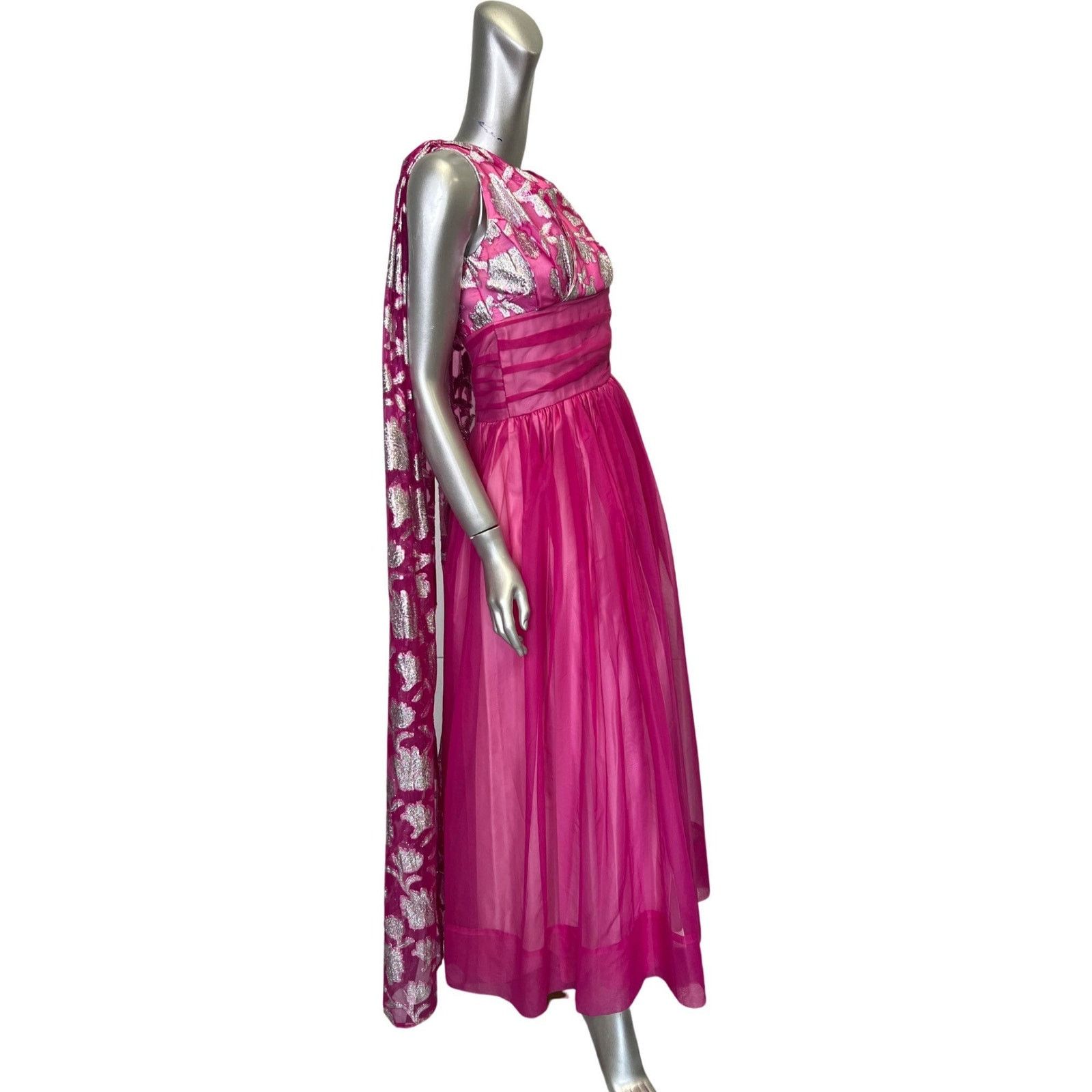 Vintage Vintage 1960s Magenta and Silver Goddess Gown XS-Small Size S / US 4 / IT 40 - 7 Thumbnail