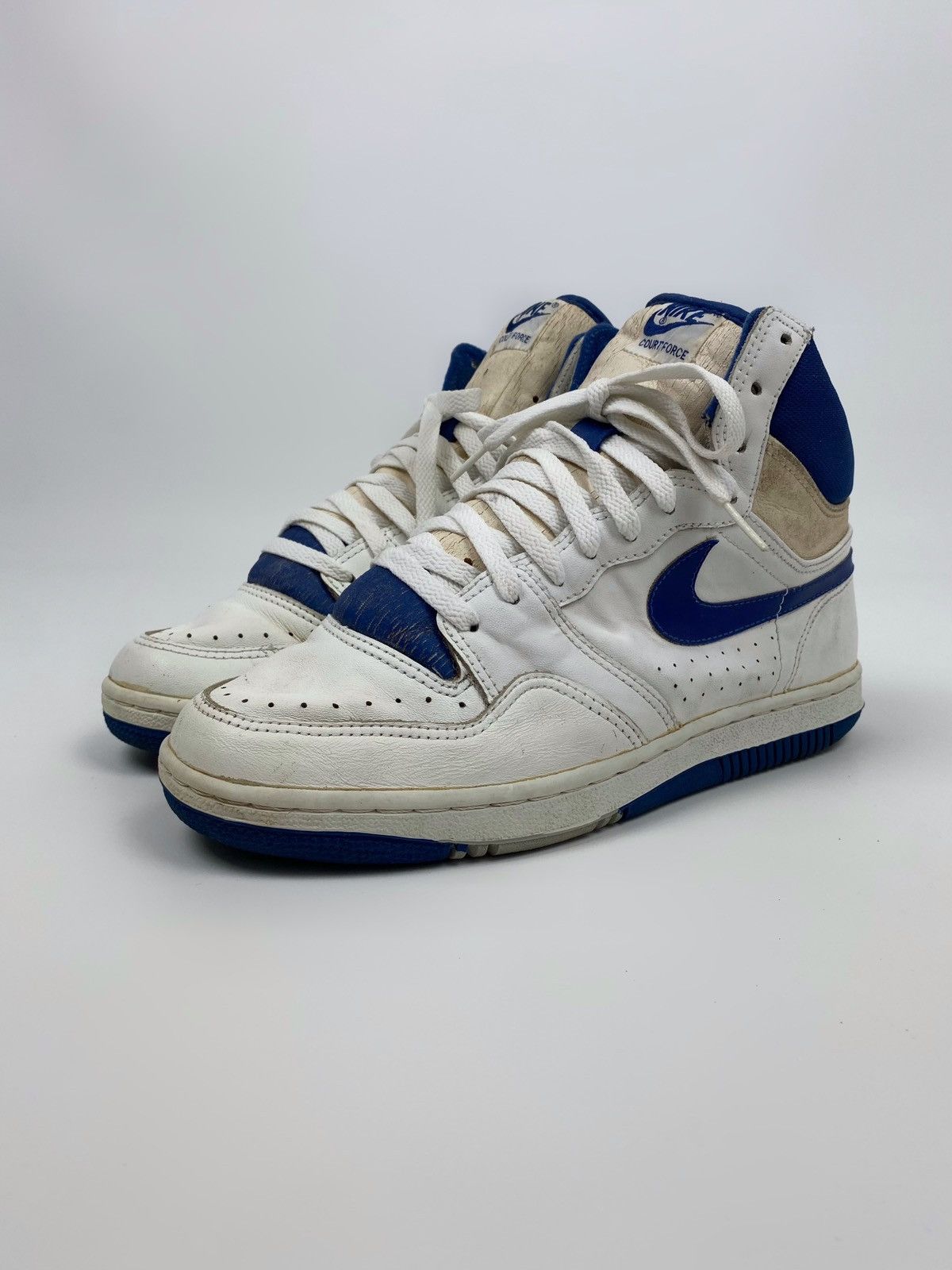 Nike 1988 Vintage Original Nike Court Force High Basketball Shoes Size US 10.5 / EU 43-44 - 2 Thumbnail