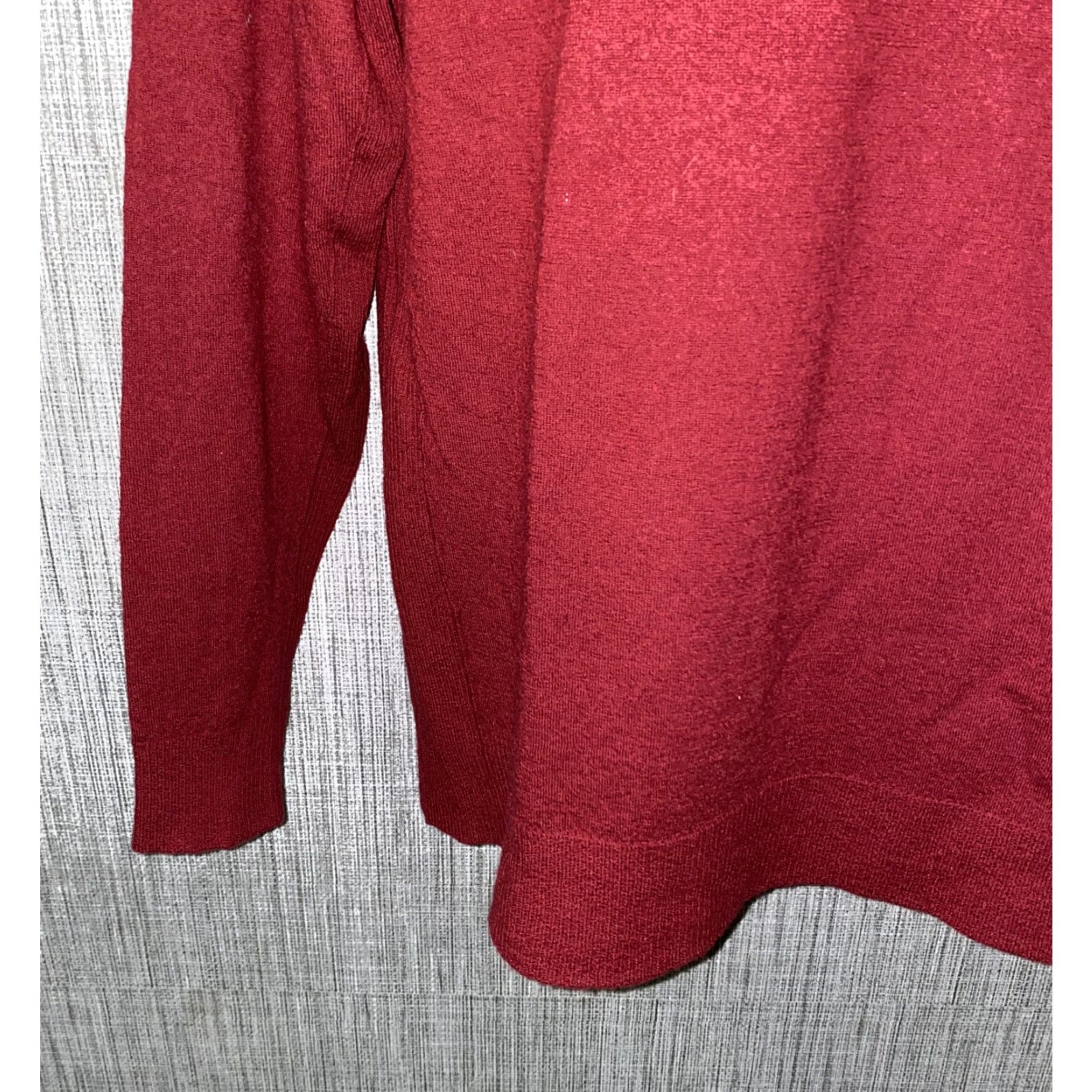 Banana Republic Banana Republic Mens Sweater V-Neck Wool Size M Red Size US M / EU 48-50 / 2 - 3 Thumbnail