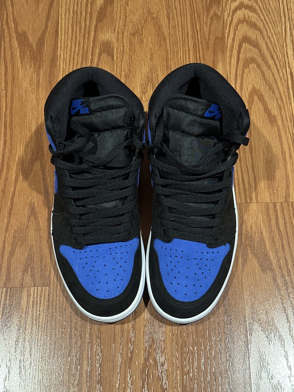 Jordan Brand × Nike Jordan 1 Retro High OG - “Royal Reimagined” Size US 9 / EU 42 - 2 Thumbnail