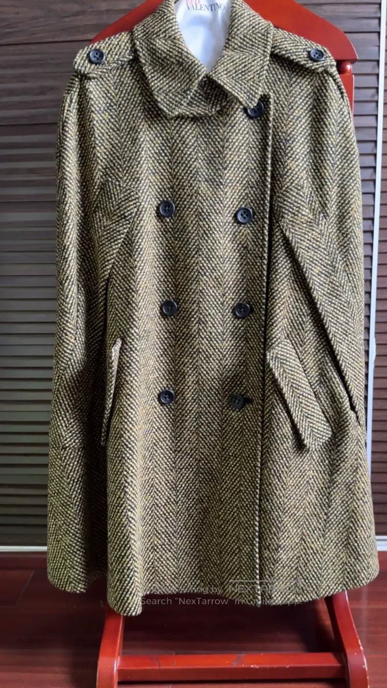 Valentino Valentino Classic double-breasted wool cape coat Size M / US 6-8 / IT 42-44 - 1 Thumbnail