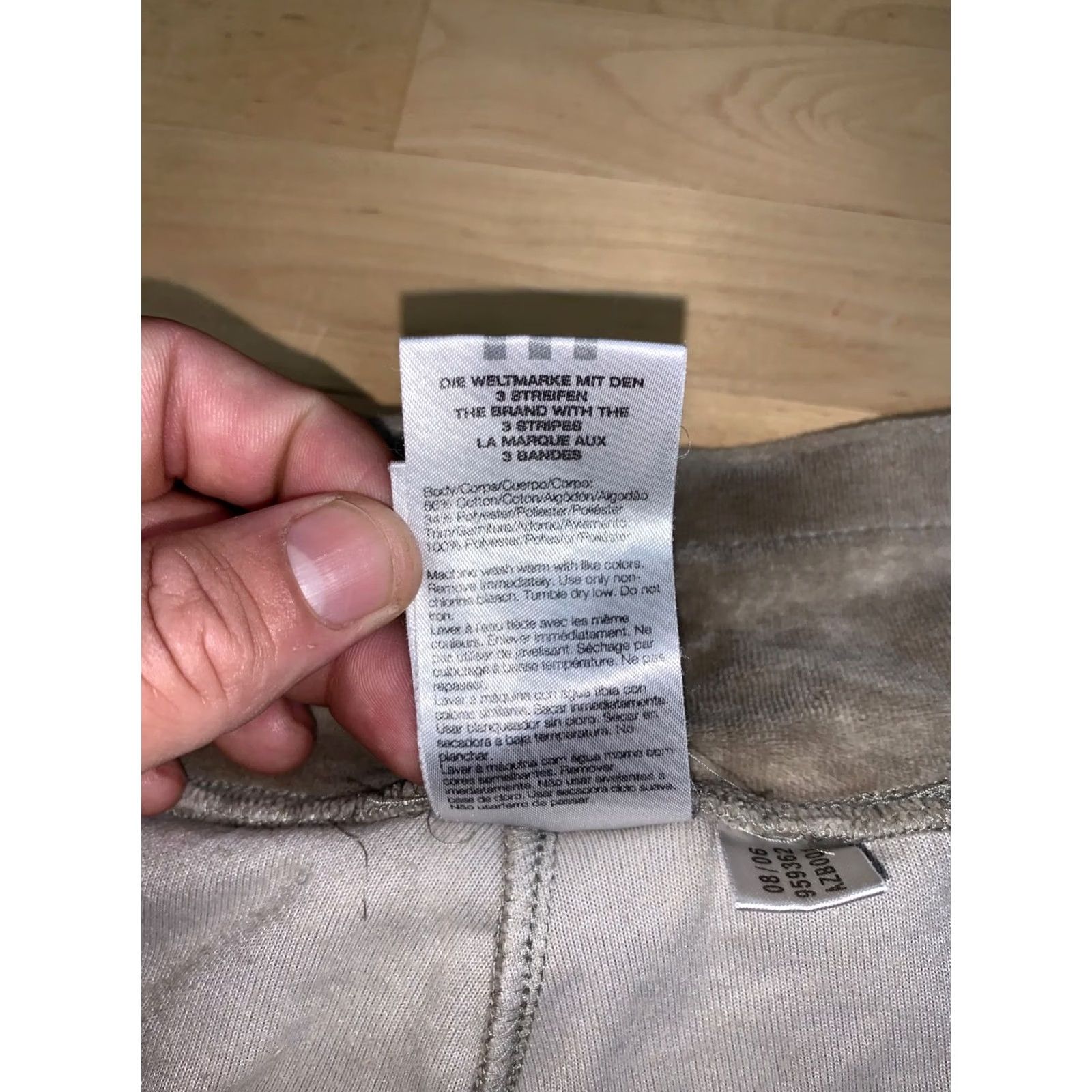 Adidas VINTAGE adidas Velour Track Pants Women S Tan Y2K Baggy 13137 Size 28" / US 6 / IT 42 - 3 Thumbnail