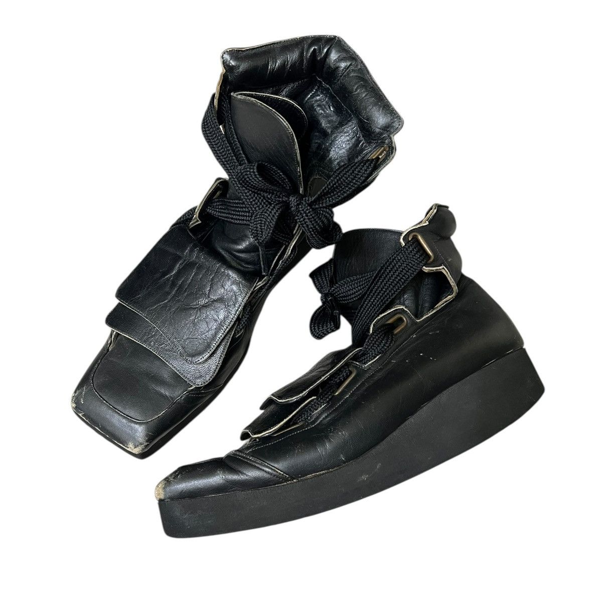Vivienne Westwood Vivienne Westwood triple tongue platforms  display picture 2
