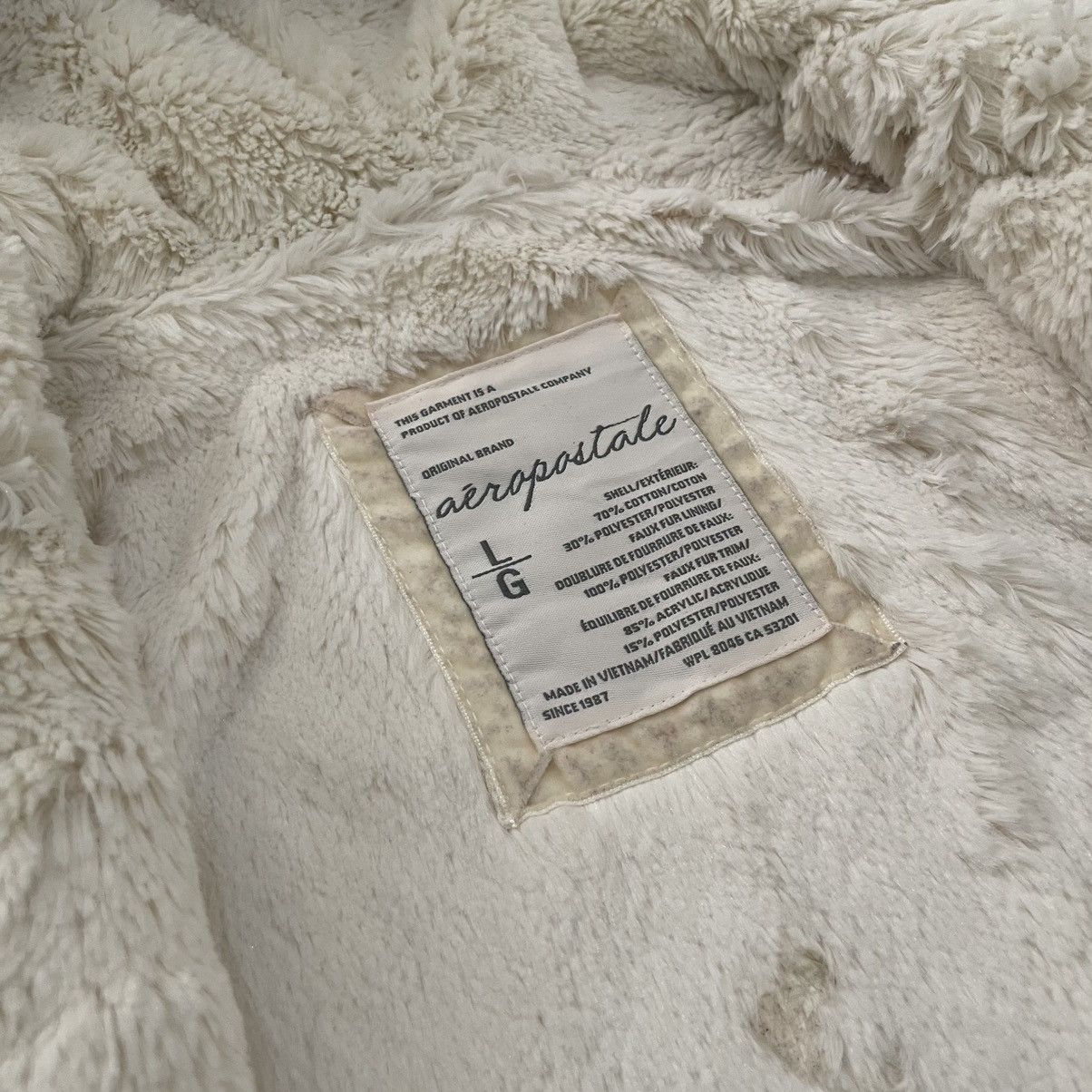 Japanese Brand Aeropostale Zip Fur Hoodie Abercrombie LGB GOA Vkei Style Size L / US 10 / IT 46 - 4 Thumbnail
