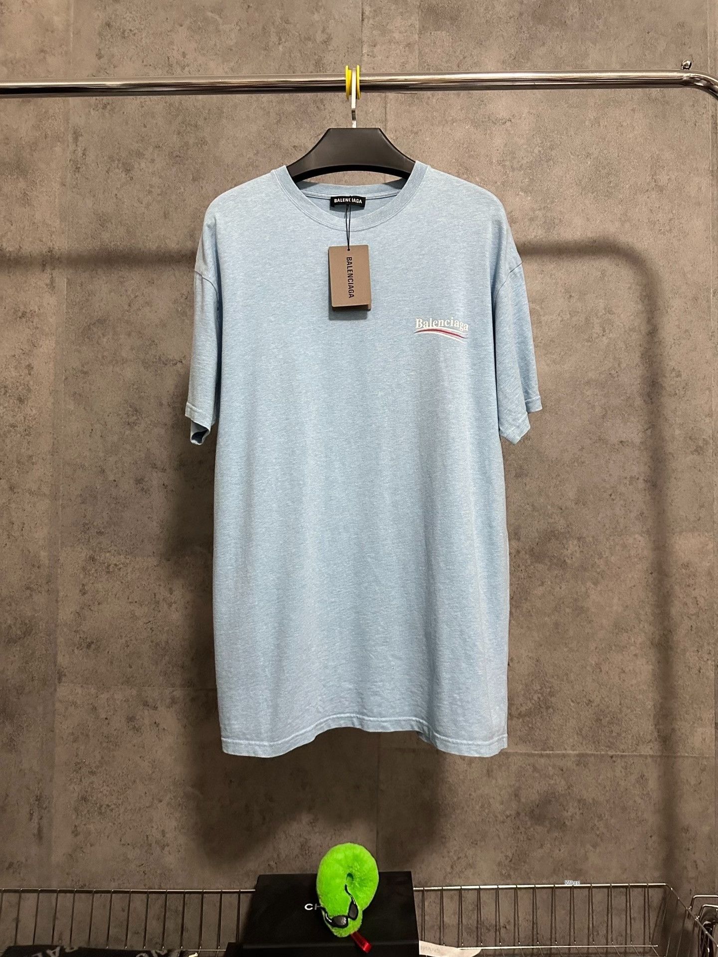Balenciaga Balenciaga Coke Print Logo Short-Sleeve T-Shirt Size US S / EU 44-46 / 1 - 1 Thumbnail