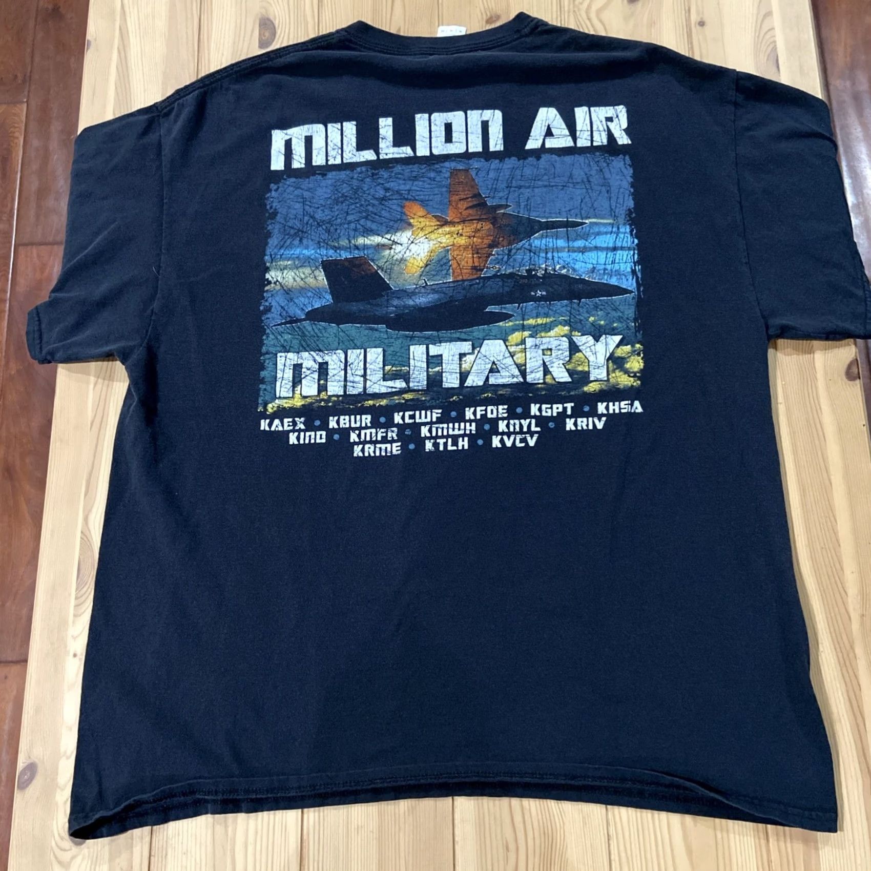 Gildan Mens XL Gildan T-Shirt Double-Sided Military Fighter Jet Crew Neck Short Sleeve Black Cotton Army Theme Shirts Size US XL / EU 56 / 4 - 6 Thumbnail