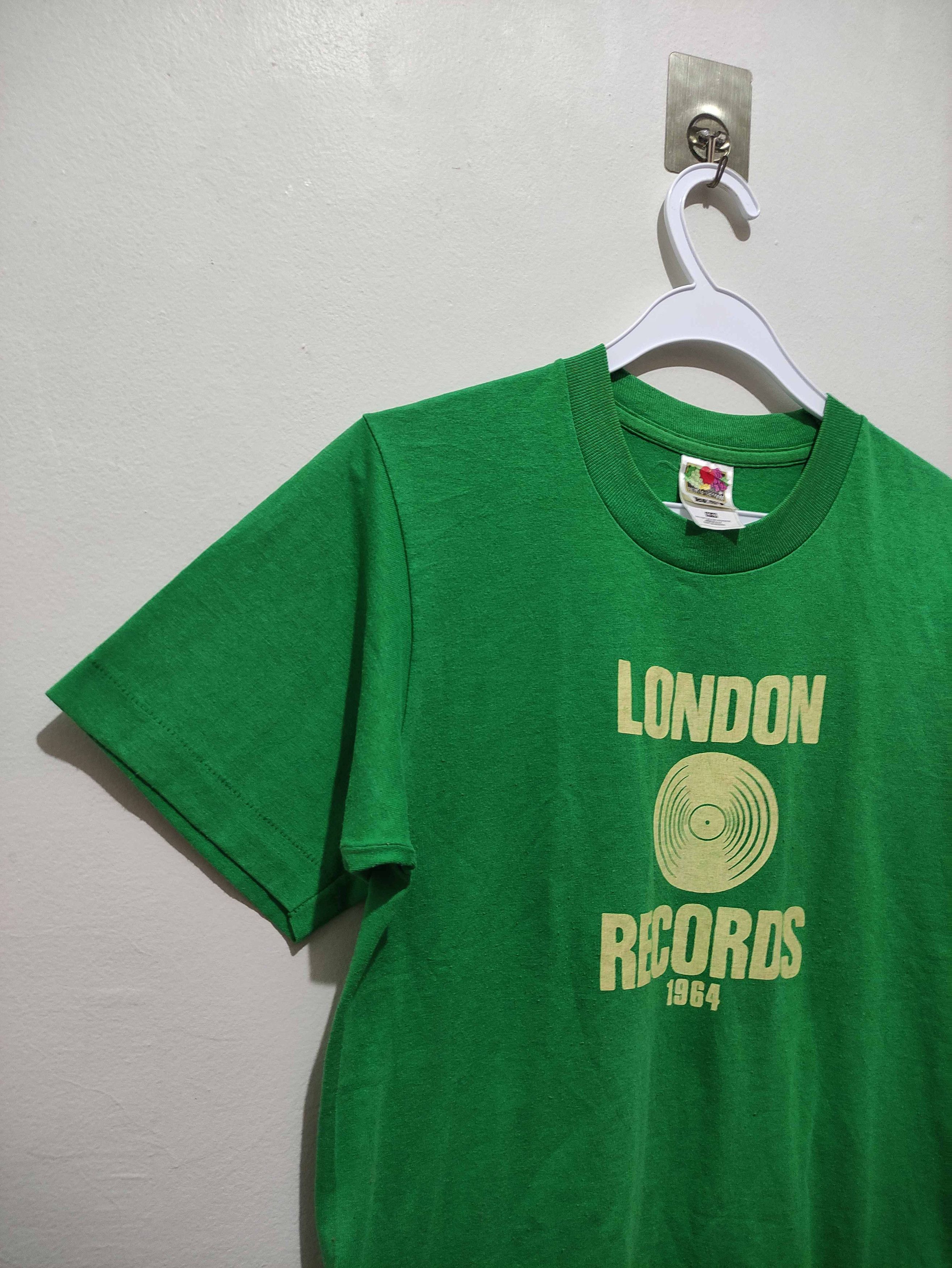 Band Tees Vintage London Records Shirt Size US S / EU 44-46 / 1 - 8 Thumbnail