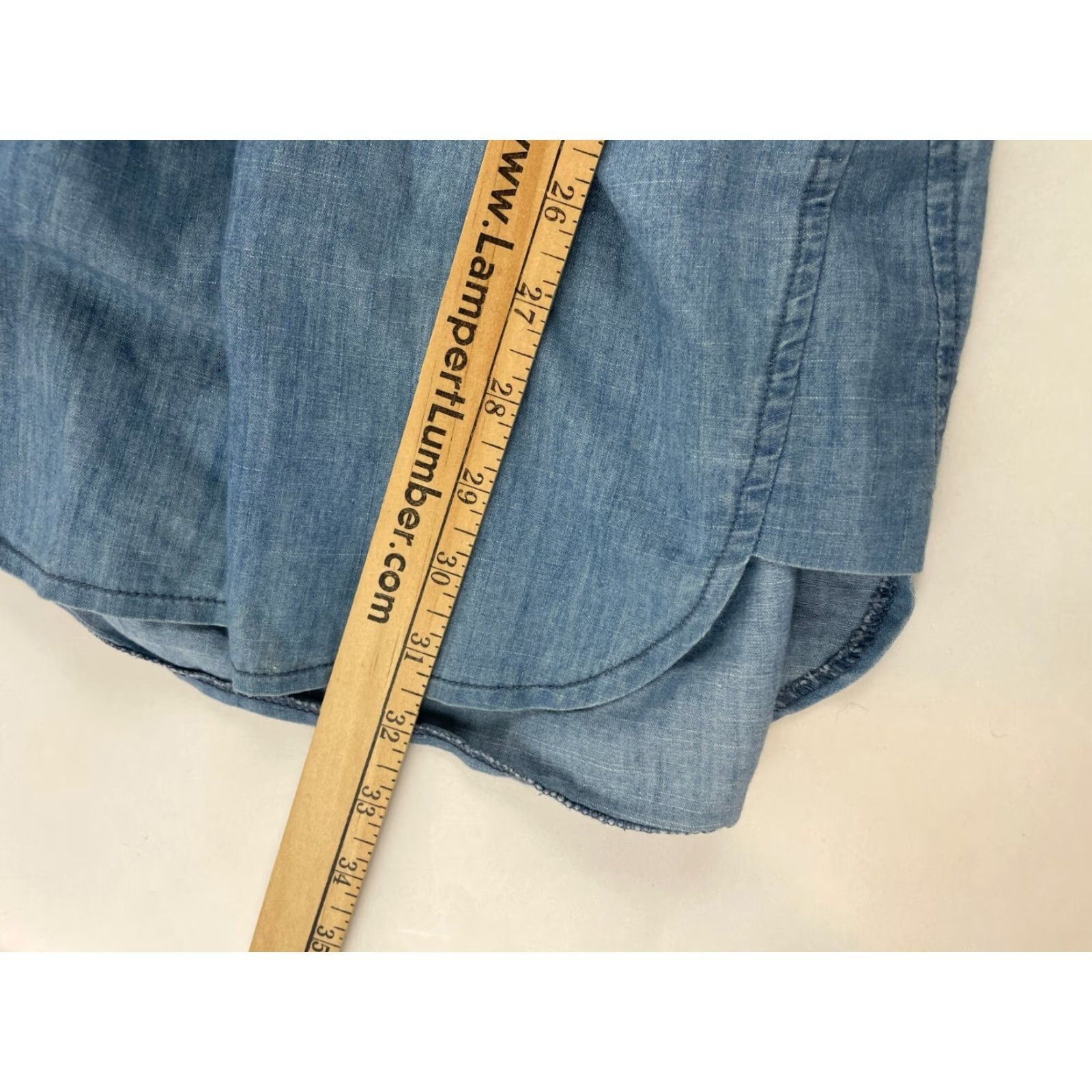 Vintage Ellison Dress Women's Size Small Blue Chambray Knee Length Tie Belt Roll Tab Dress Size S / US 4 / IT 40 - 6 Thumbnail