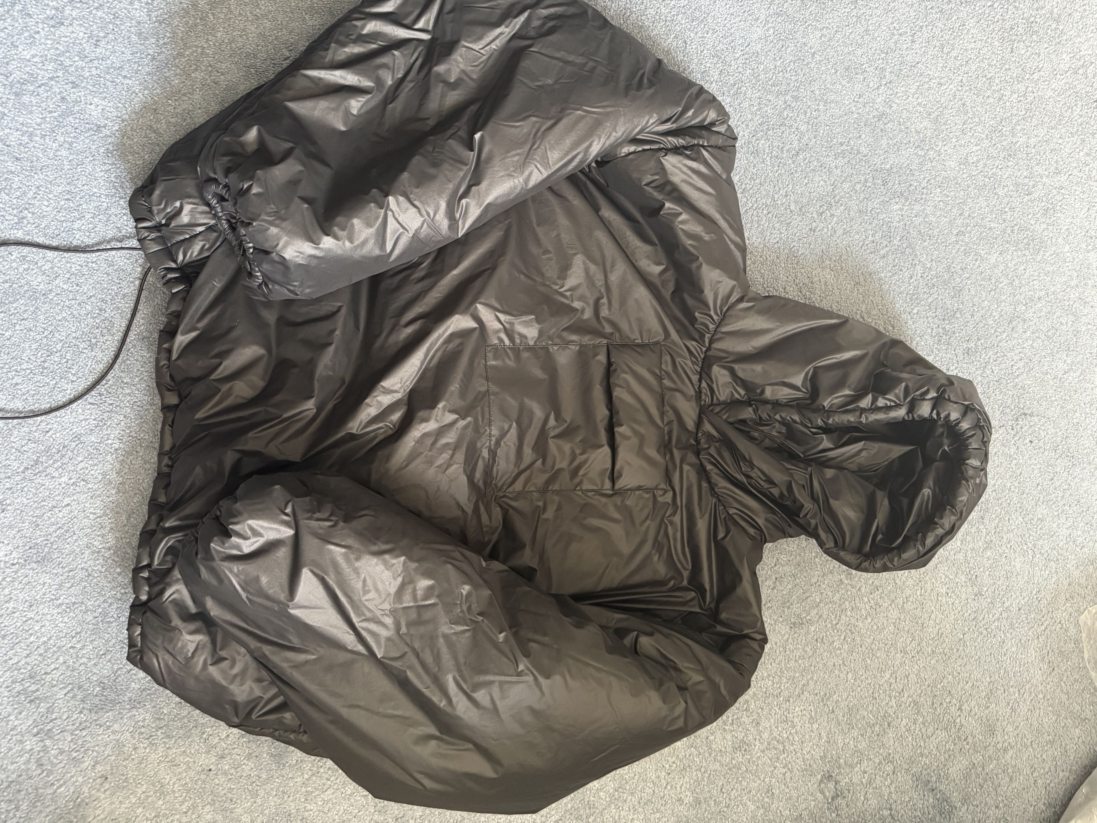 yeezy season8 puffer balaclava ダウンバラクラバ yeezy season8 puffer balaclava ダウンバラクラバ