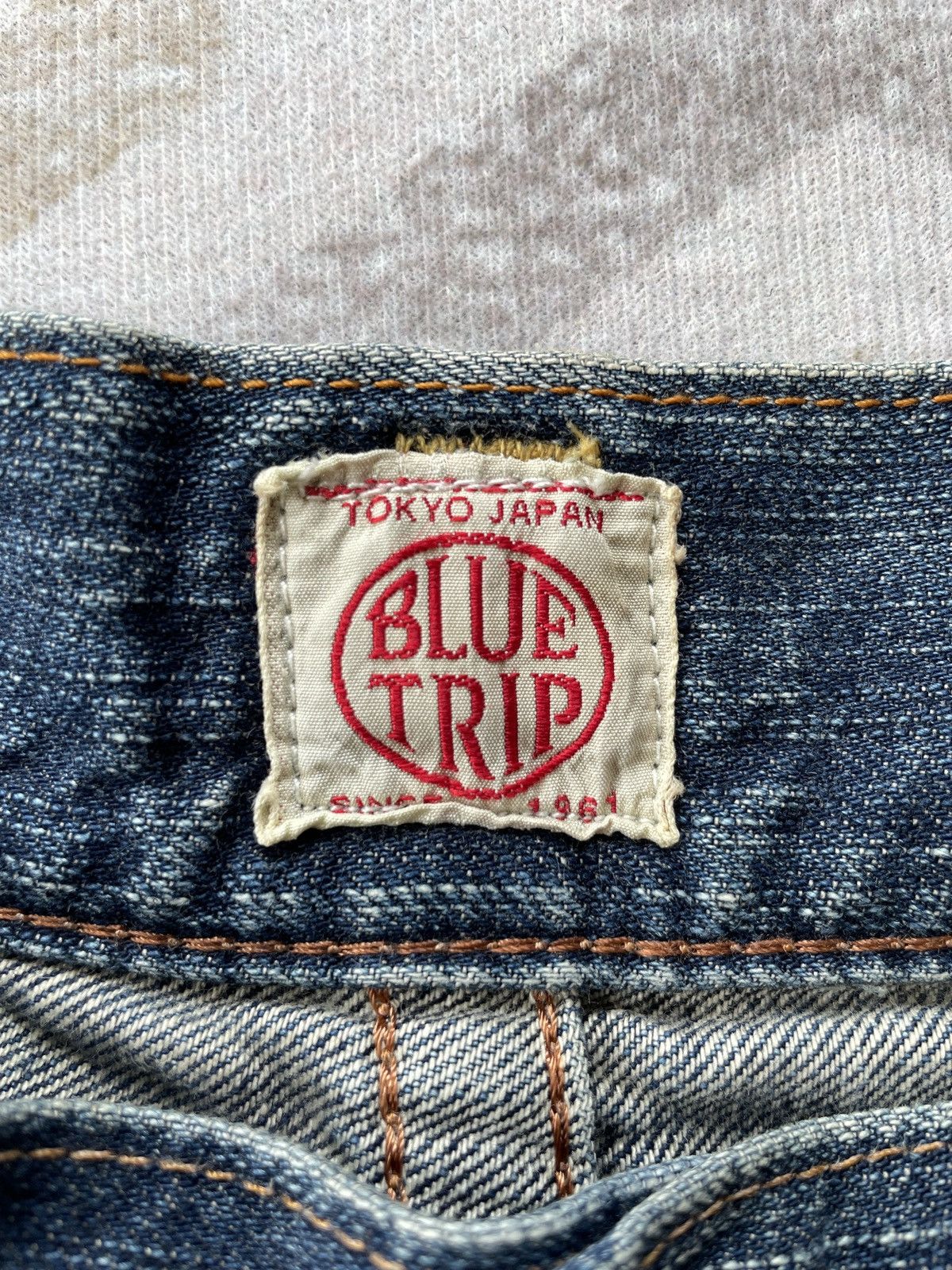 Edwin × If Six Was Nine × Vintage Edwin Blue Trip Buckleback Jeans Size US 31 - 8 Thumbnail