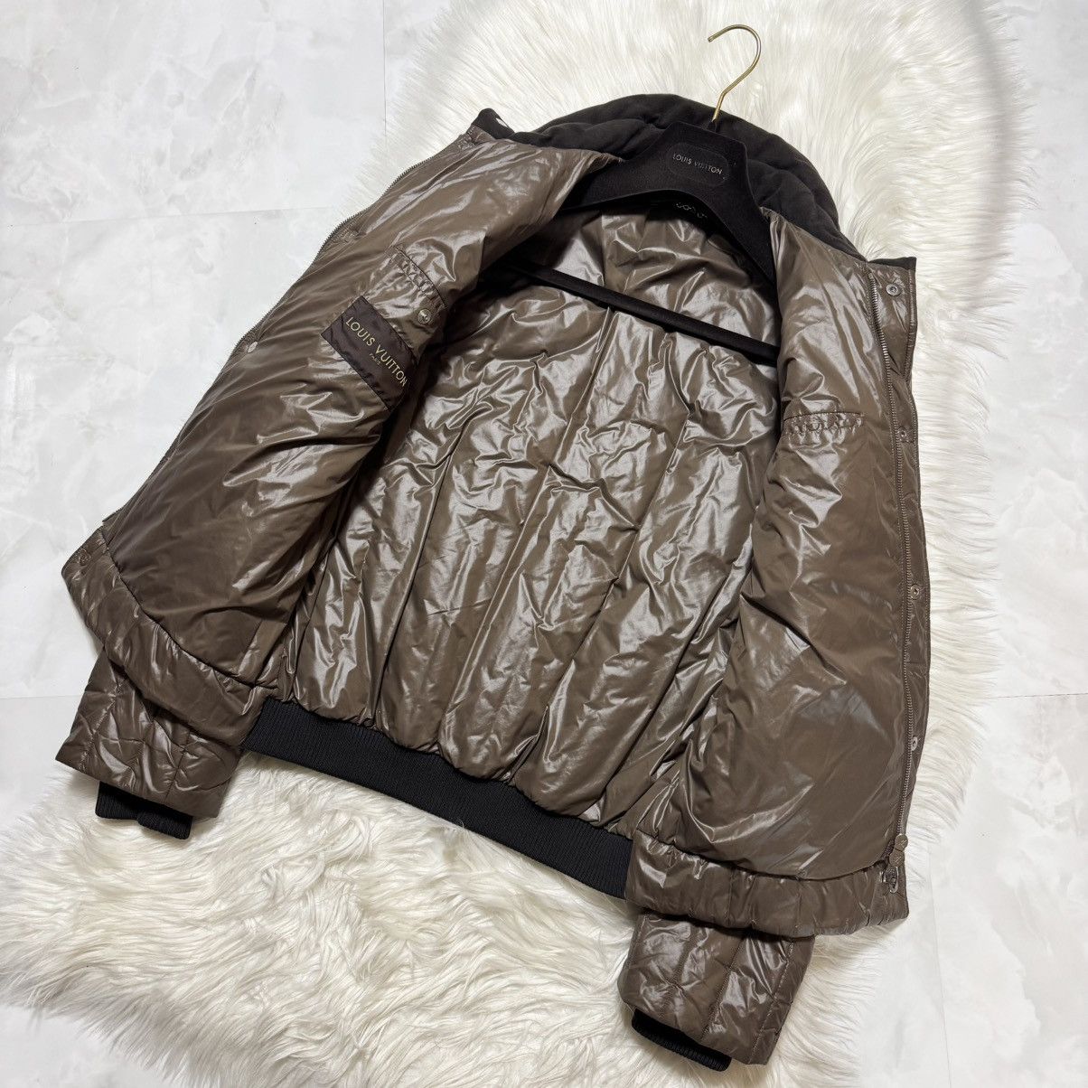 Louis Vuitton Louis Vuitton leather LV logo nylon Jacket 44 Size US S / EU 44-46 / 1 - 7 Thumbnail