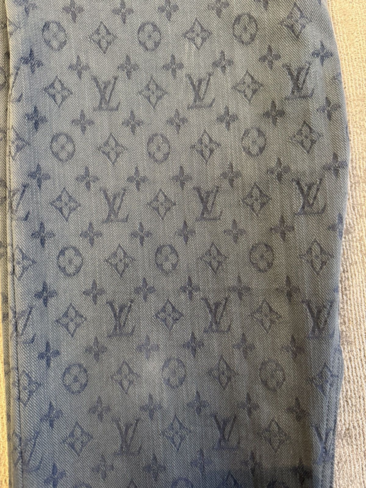 Louis Vuitton SS 2019 - Monogram Louis Vuitton Men’s Jeans Size US 31 - 8 Thumbnail