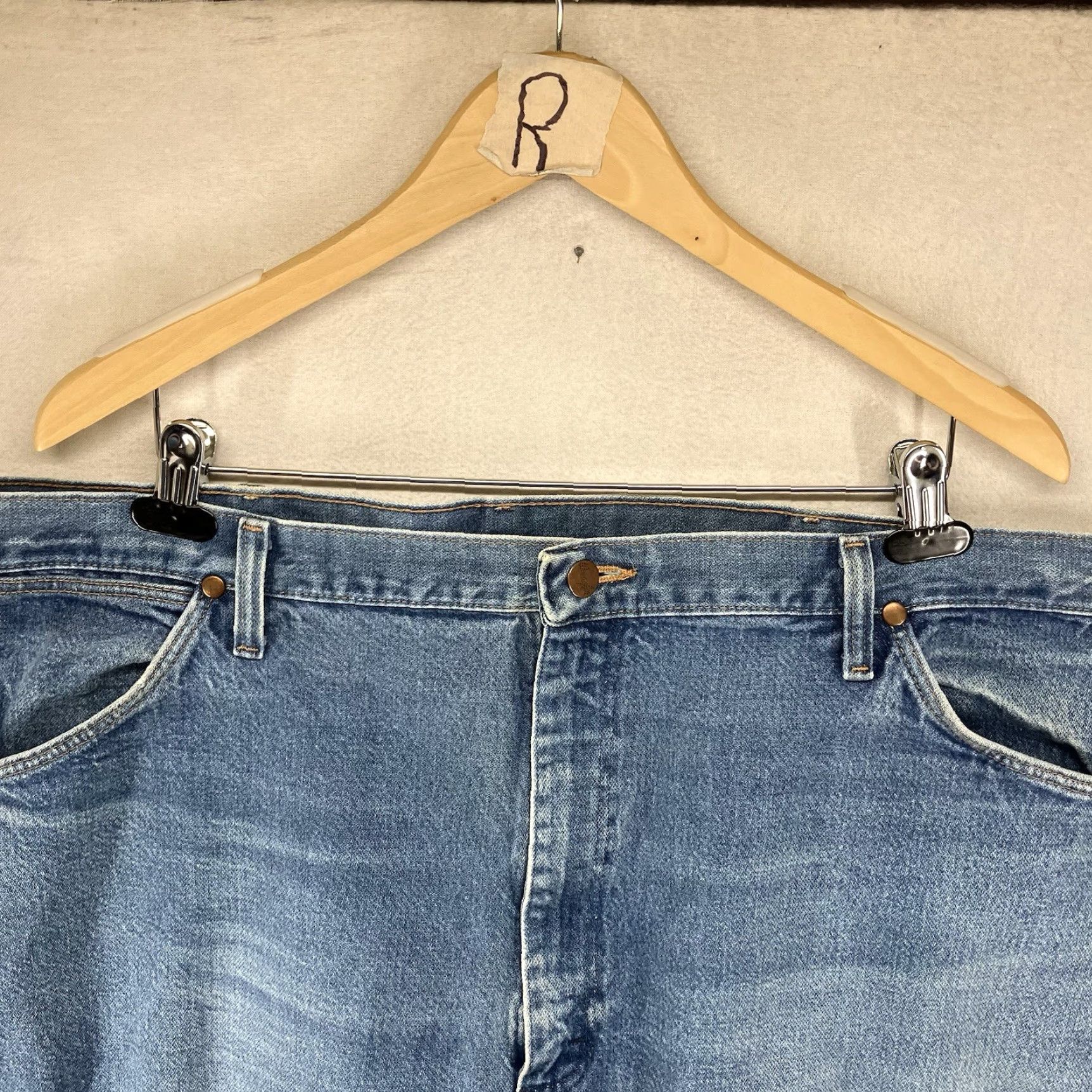 Wrangler VINTAGE Wrangler Jeans Cowboy Cut Mens 42x32 Blue 100% Cotton Straight 5-Pocket Medium Wash Size US 42 / EU 58 - 5 Thumbnail