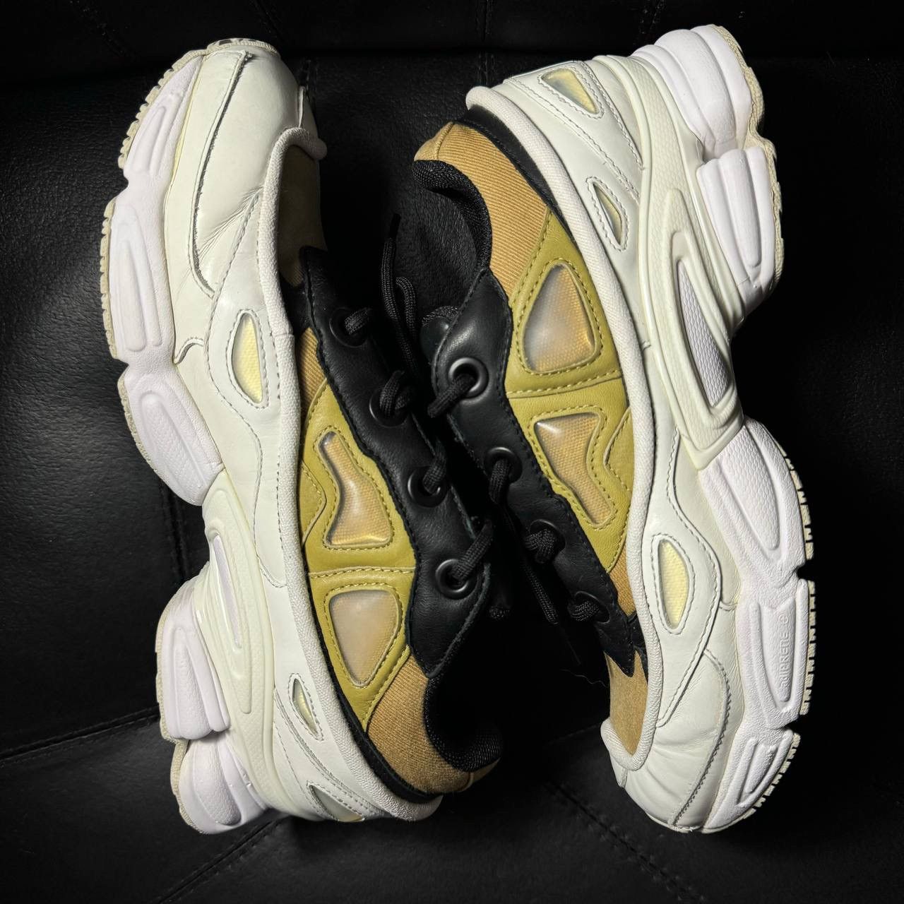 Adidas × Raf Simons 8,5us Adidas Raf Simons Ozweego Cream White khaki Size US 8.5 / EU 41-42 - 5 Thumbnail