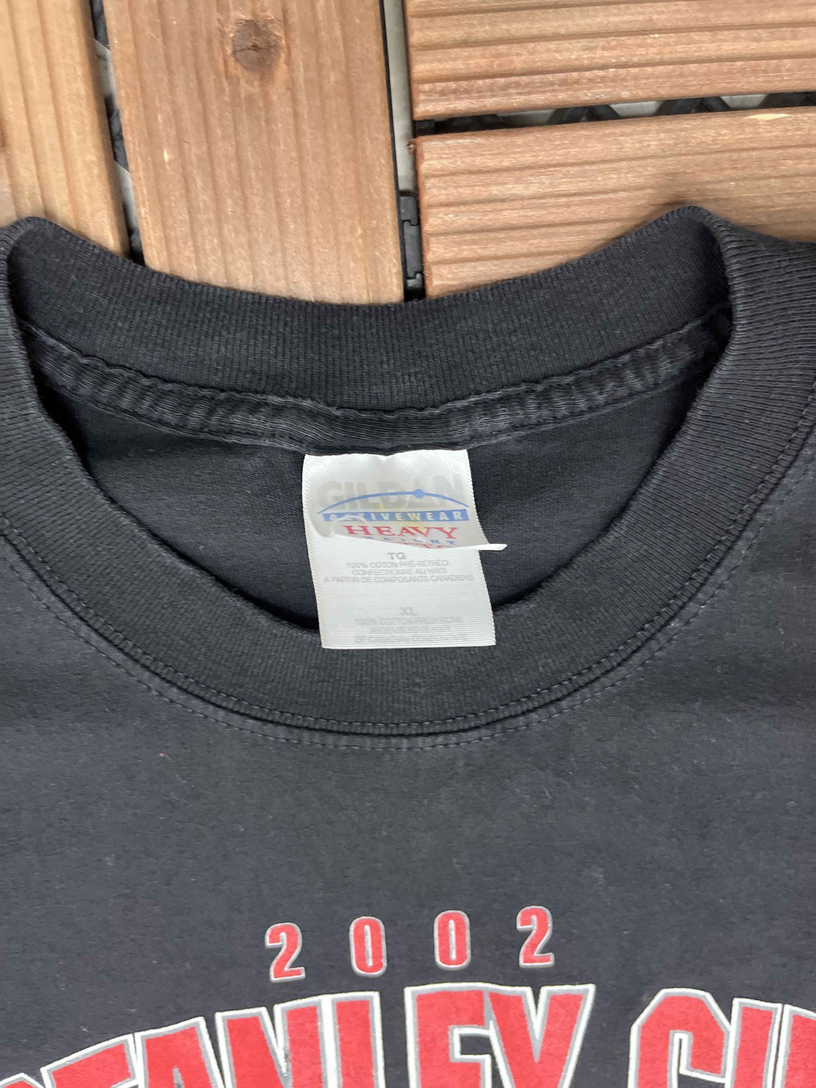 Vintage Detroit Red Wings Stanley Cup Champions 2002 Vintage Tee Size US XL / EU 56 / 4 - 5 Thumbnail