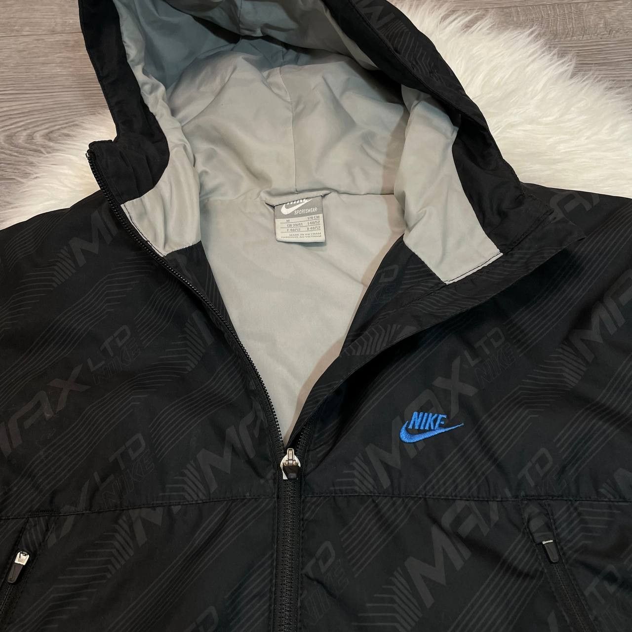 Nike × Vintage 2000s Black Nike Air Max Zip Jacket nylon LTD Air Max Size US M / EU 48-50 / 2 - 4 Thumbnail