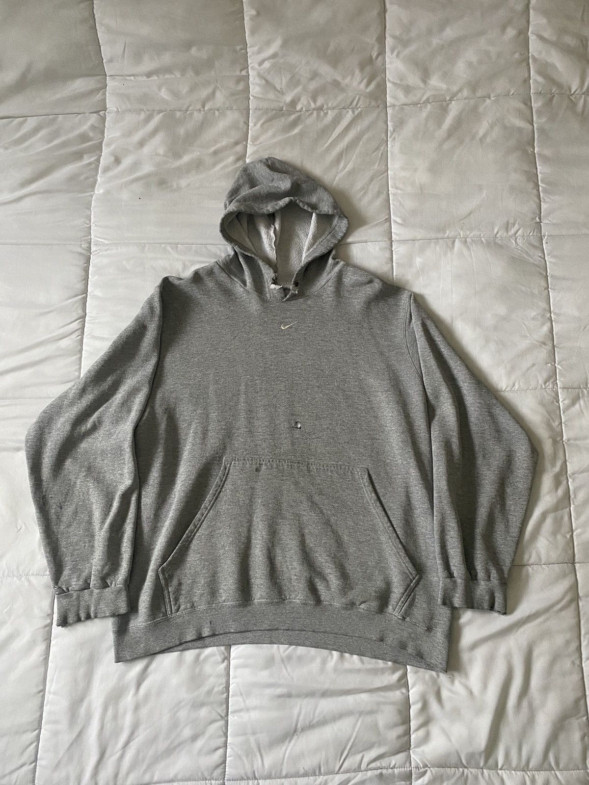 image of Nike Vintage Mid Check Grey Distressed Hoodie 2000’S, Men's (Size Large)