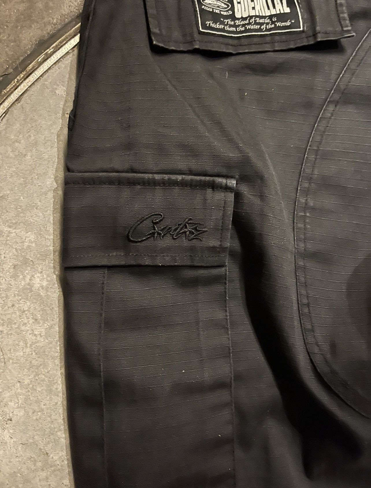 Corteiz Corteiz Guerillaz Cargos - triple black Size US 29 - 3 Thumbnail