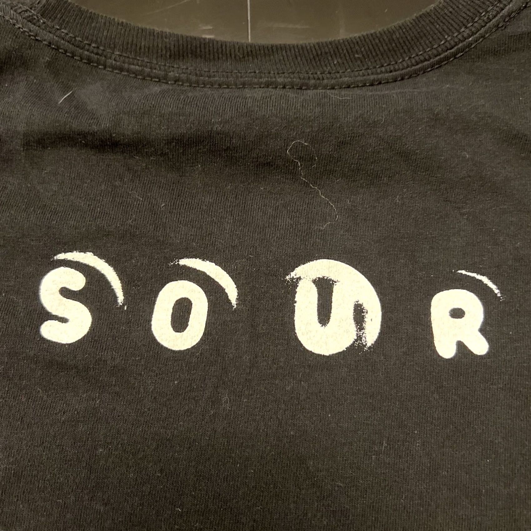 Vintage VINTAGE Olivia Rodrigo 90s Parody Sour Concert Tour Shirt XL Black Official New Men T-Shirt Graphic Print Crew Neck Short Sleeve Cotton All Seasons Size XL / US 12-14 / IT 48-50 - 7 Thumbnail