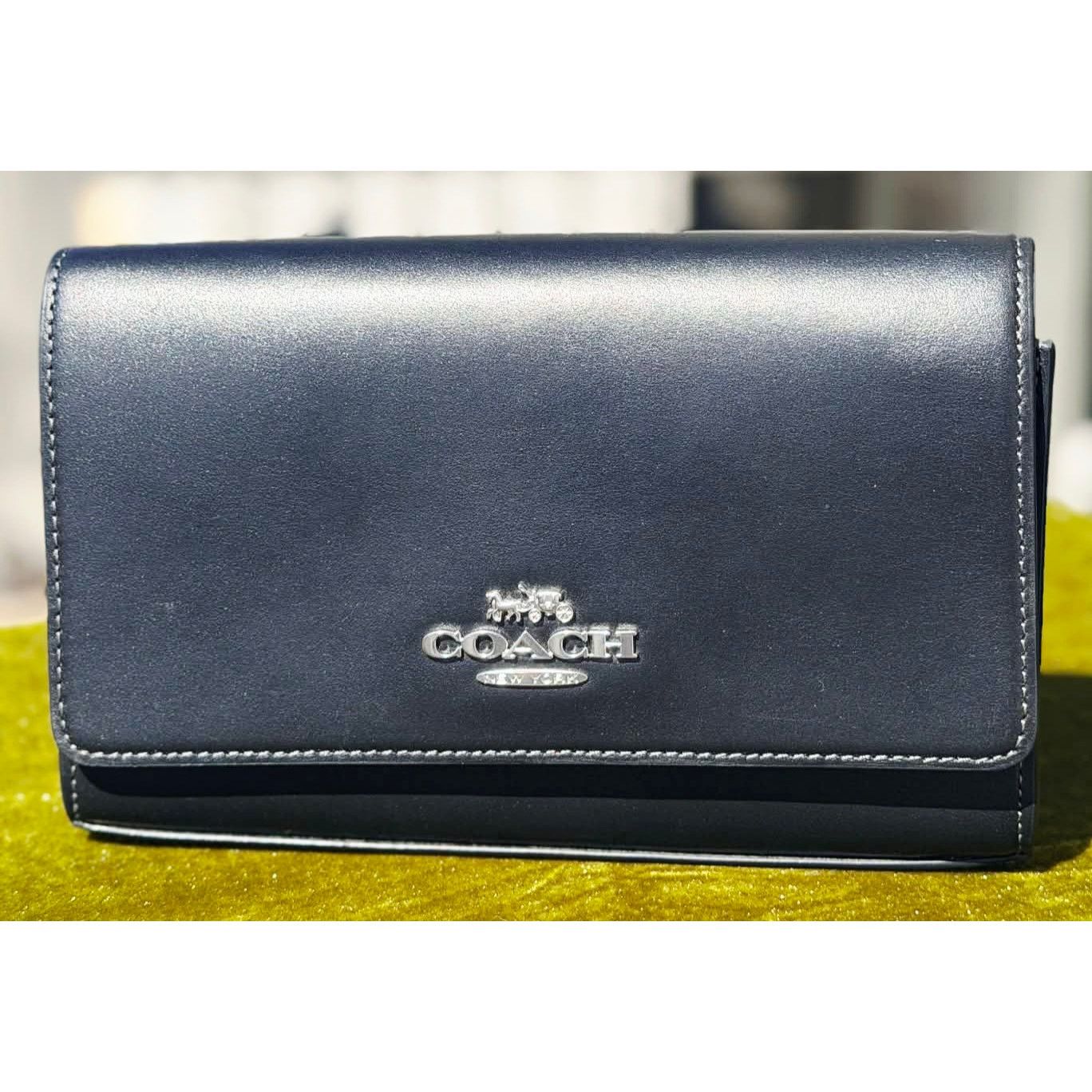 Coach ✨ NWT-Coach Small Flap Clutch Crossbody Bag in Black Leather Size ONE SIZE - 1 Thumbnail