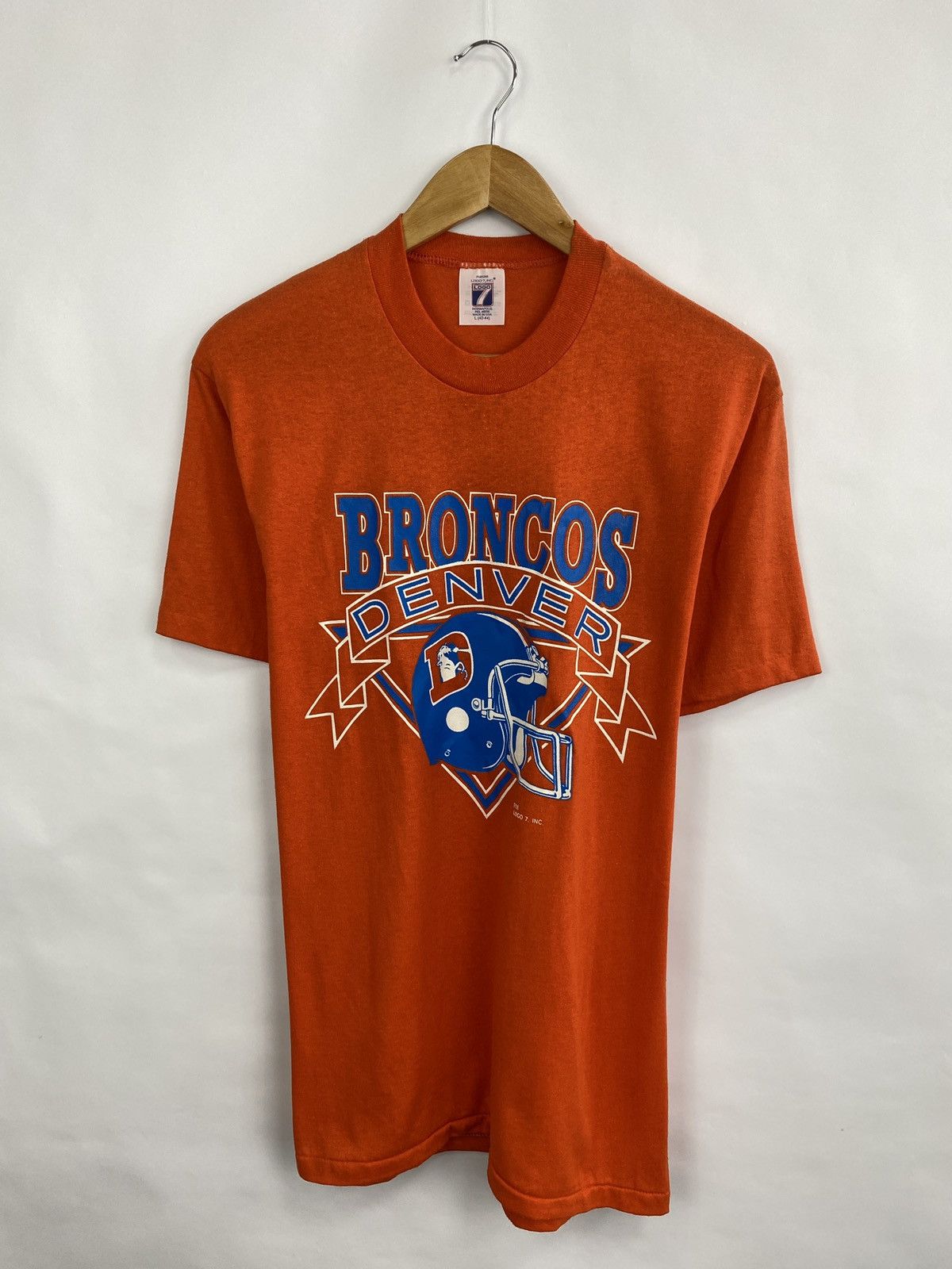 Logo 7 🇺🇸🏈 Vintage 90s Broncos Denver Football T-shirt Rare Retro Size US M / EU 48-50 / 2 - 3 Thumbnail