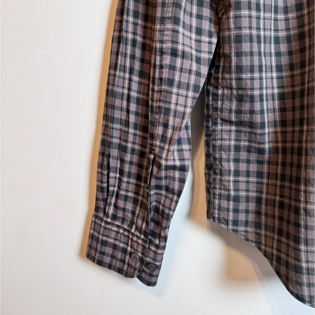 Marc by Marc Jacobs Marc by Marc Jacobs Check Plaid Button Down Shirt - Size M Size US M / EU 48-50 / 2 - 4 Thumbnail