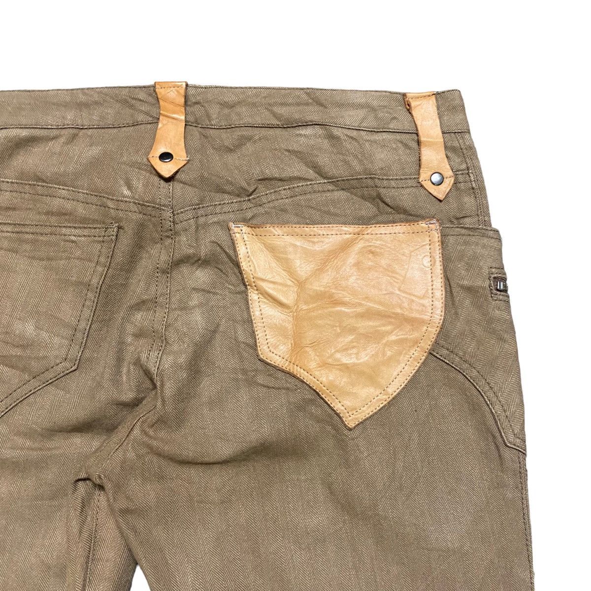 Japanese Brand Japanese Brand Gtreat Leather Trimmed Cargo Flare Pants Size 30" / US 8 / IT 44 - 12 Thumbnail