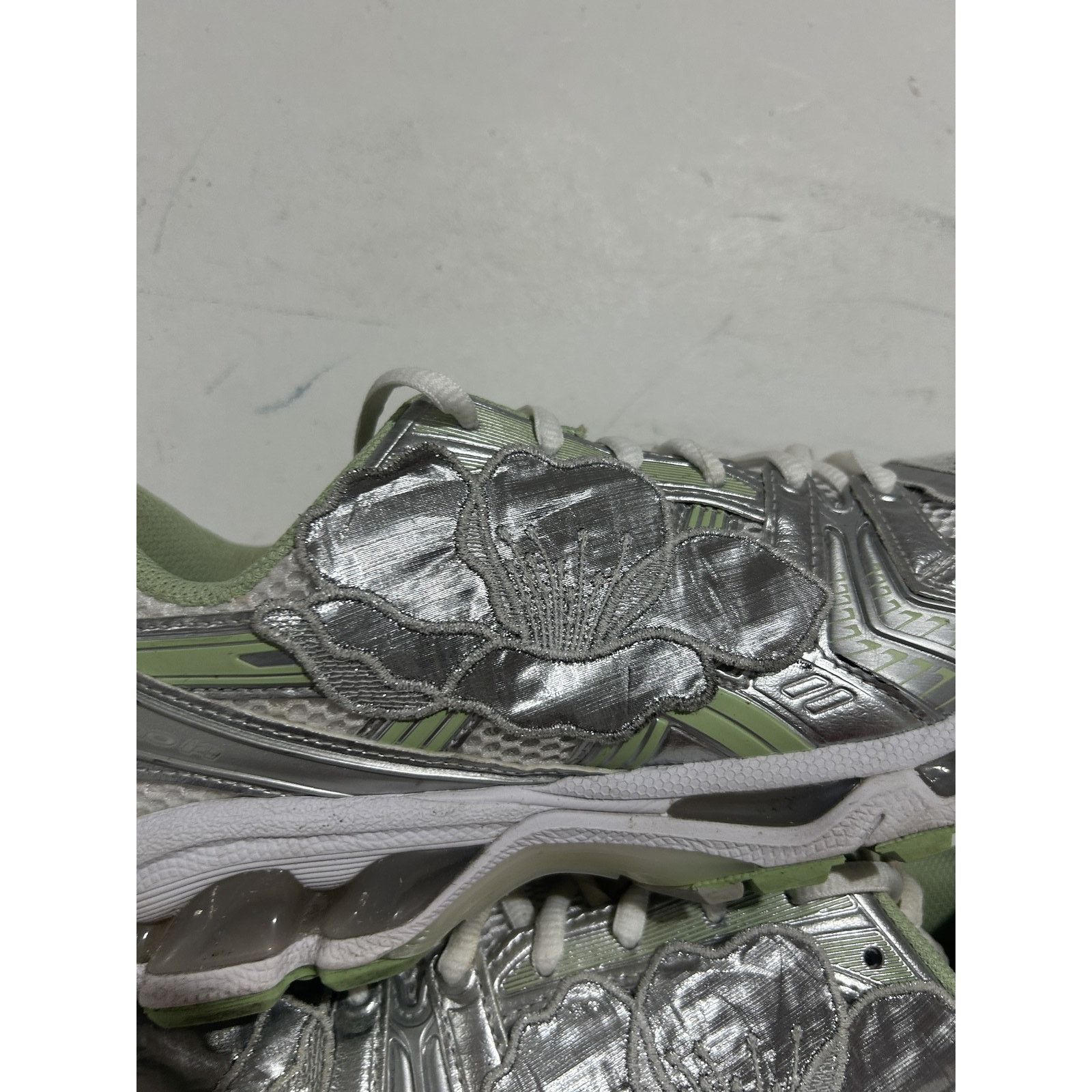 Asics ASICS GEL-KAYANO 14 CELCILE BAHNSEN WHT JADE SZ 10 PREOWNED Size US 10 / EU 43 - 4 Thumbnail