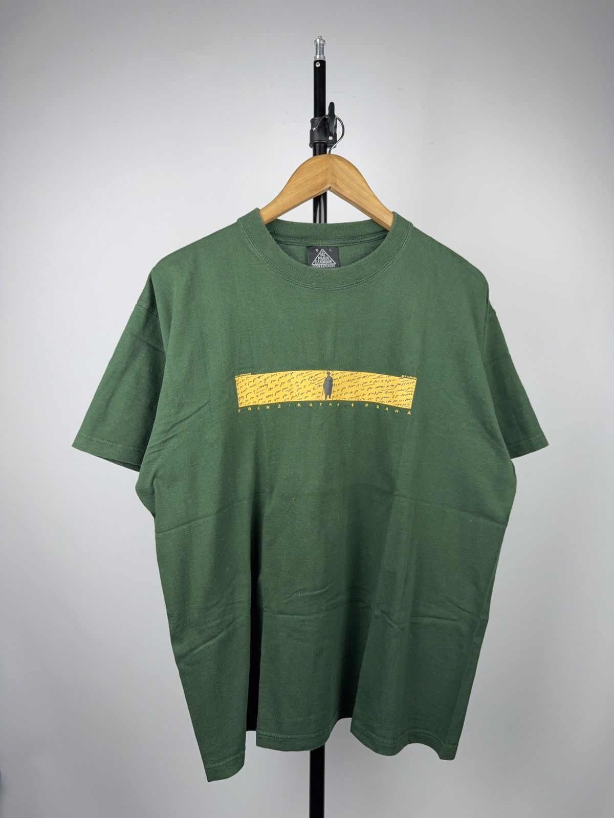 Vintage Vintage 00s Retro Franz Kafka Prague Art Graphic T-Shirt Size US L / EU 52-54 / 3 - 1 Thumbnail