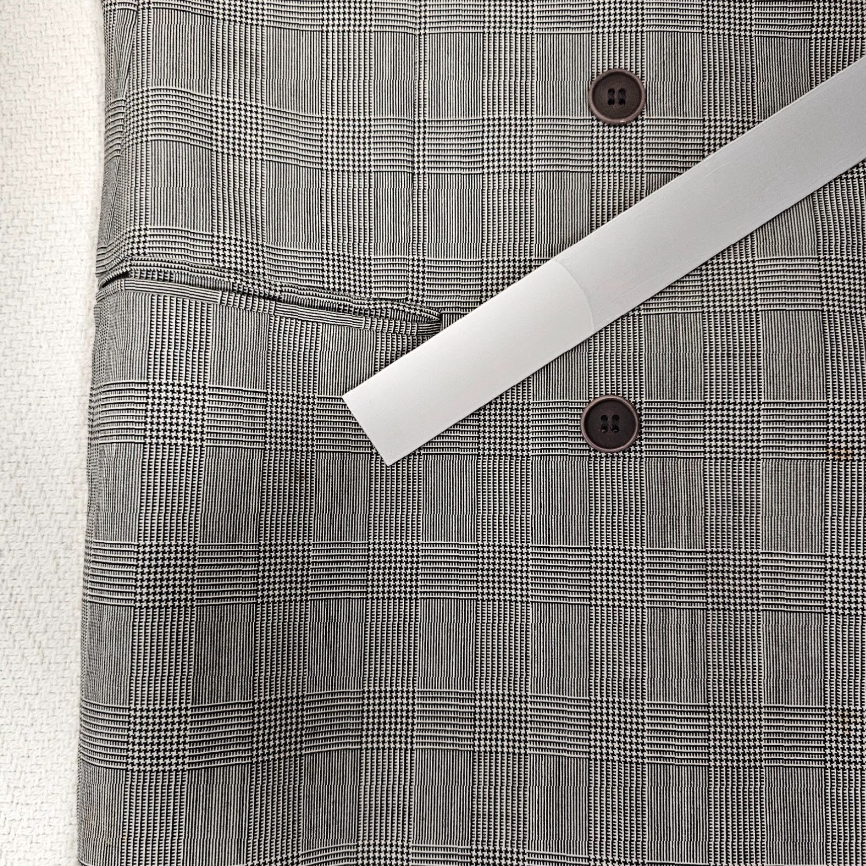 Calvin Klein VINTAGE Calvin Klein Blazer Jacket Women 12 Gray Checks 100% Wool Double Breasted USA Style Basic Jacket Size XL / US 12-14 / IT 48-50 - 7 Thumbnail