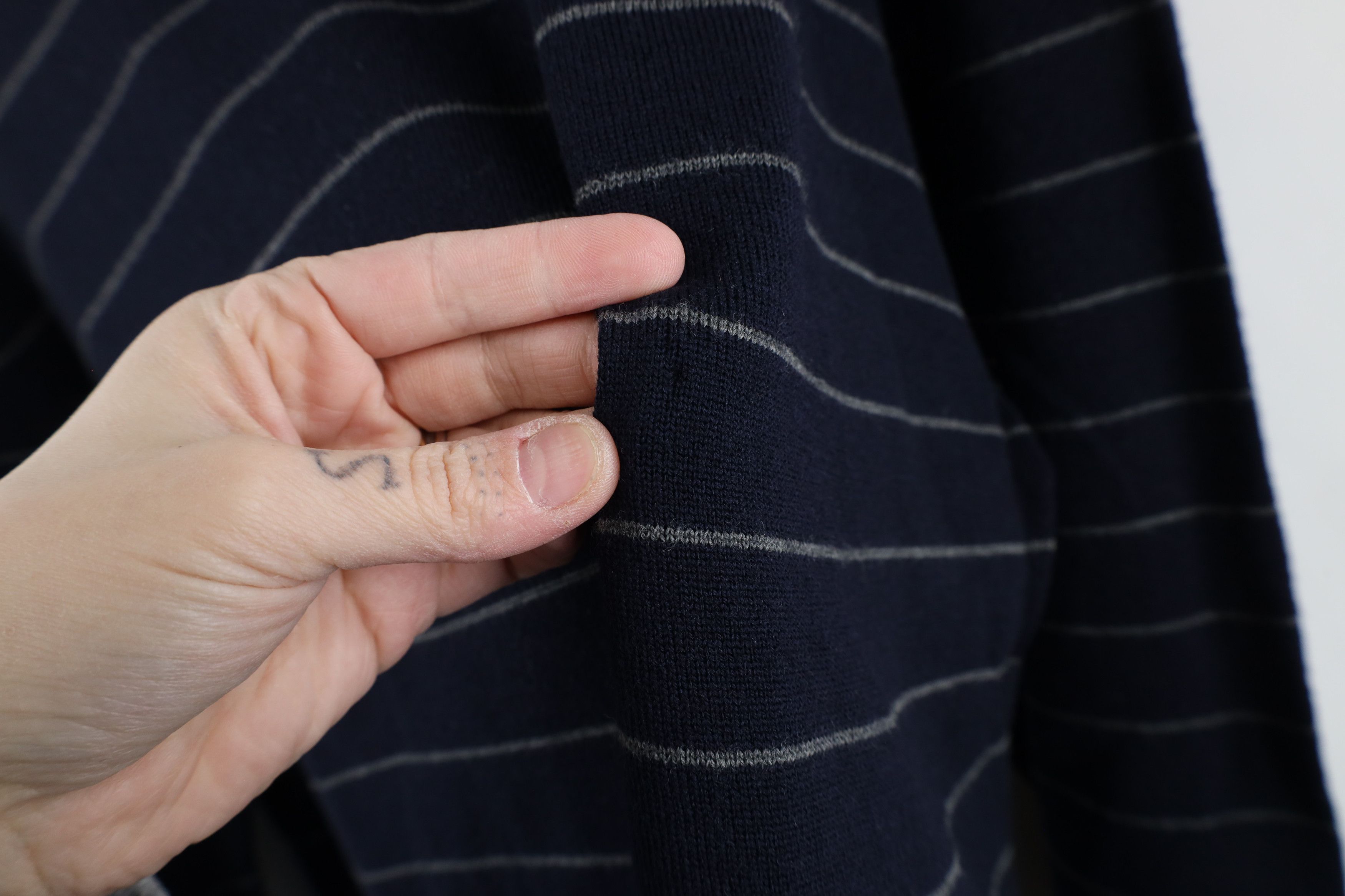 Eddie Bauer × Vintage Vintage 90s Eddie Bauer Merino Wool Knit Collared Sweater Size US XL / EU 56 / 4 - 4 Thumbnail