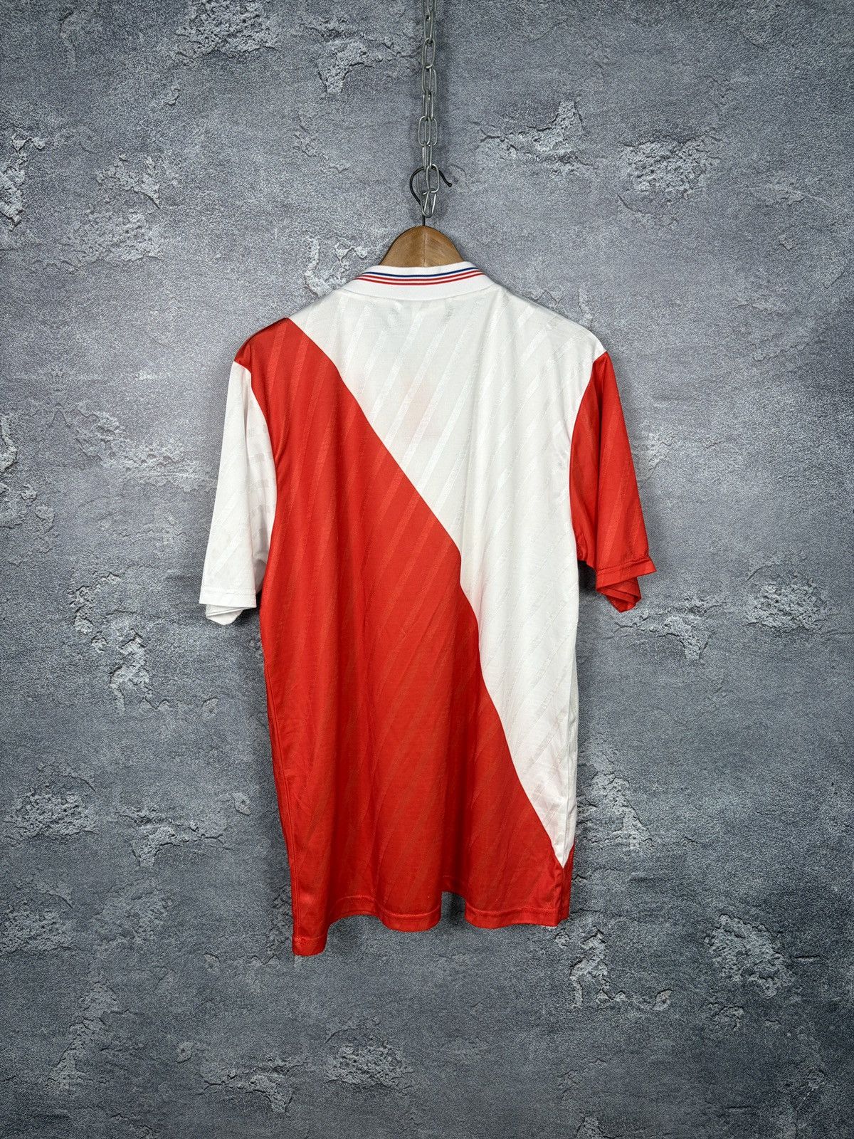 Umbro Vintage Umbro Glasgow Rangers 1987/88 Away T-shirt Jersey Size US L / EU 52-54 / 3 - 10 Thumbnail