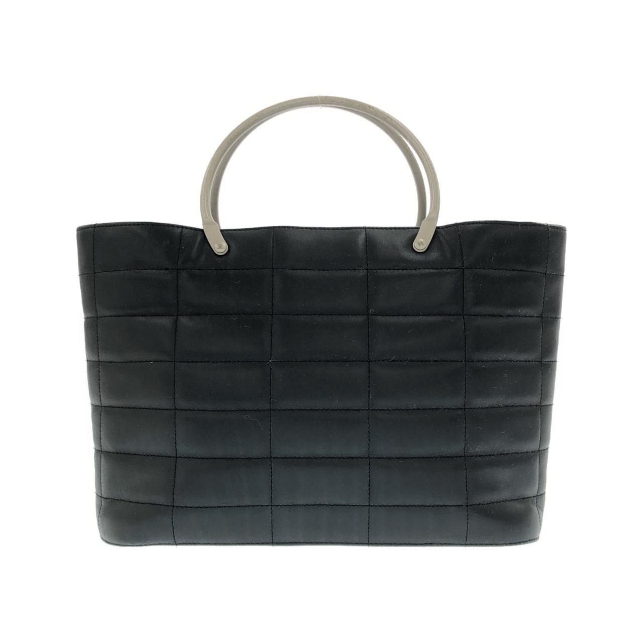 Chanel Chanel Chanel Vintage Calf Shoulder Bag Leather Handbag DUTY FREE for USA Size ONE SIZE - 1 Thumbnail