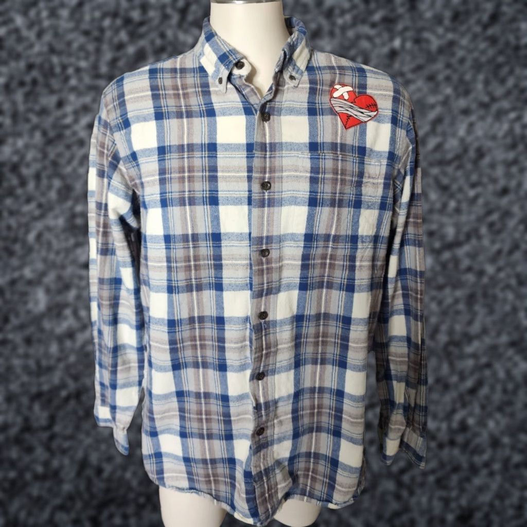 Vintage VINTAGE L.L.Bean Shirt Mens M Halloween Flannel Upcycled Skeleton Heart Beig e Distressed 80s 90s Graphic Print Buttons Rock Music Theme Mens Size US M / EU 48-50 / 2 - 1 Thumbnail