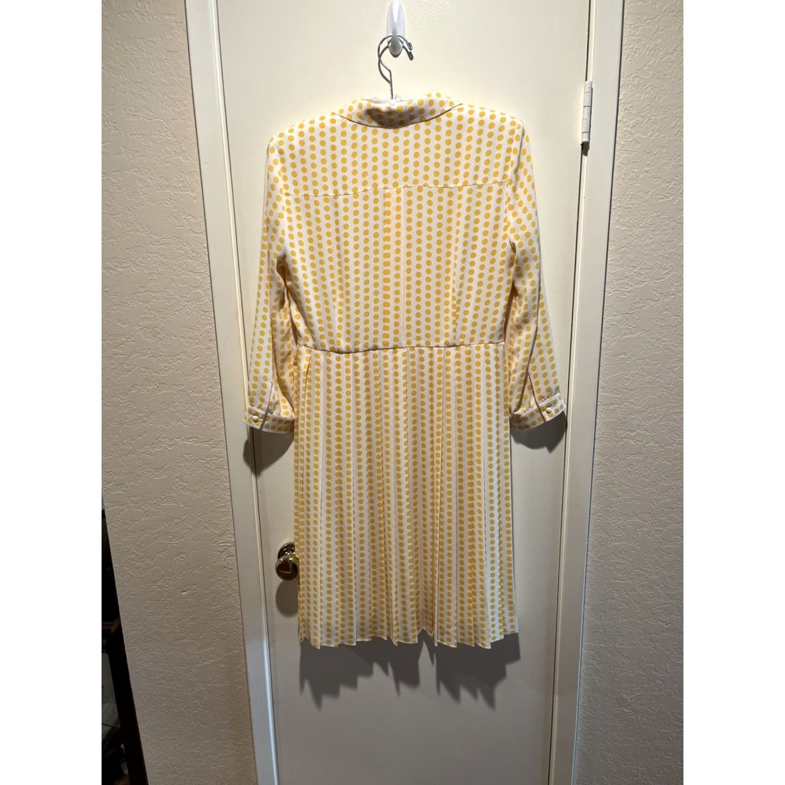 Brooks Brothers Brooks Brothers Red Fleece Dress Womens Size 6 Yellow White Polka Dot Pleated Lined Long Sleeve Collared Sheath Knee Length Button Size M / US 6-8 / IT 42-44 - 3 Thumbnail