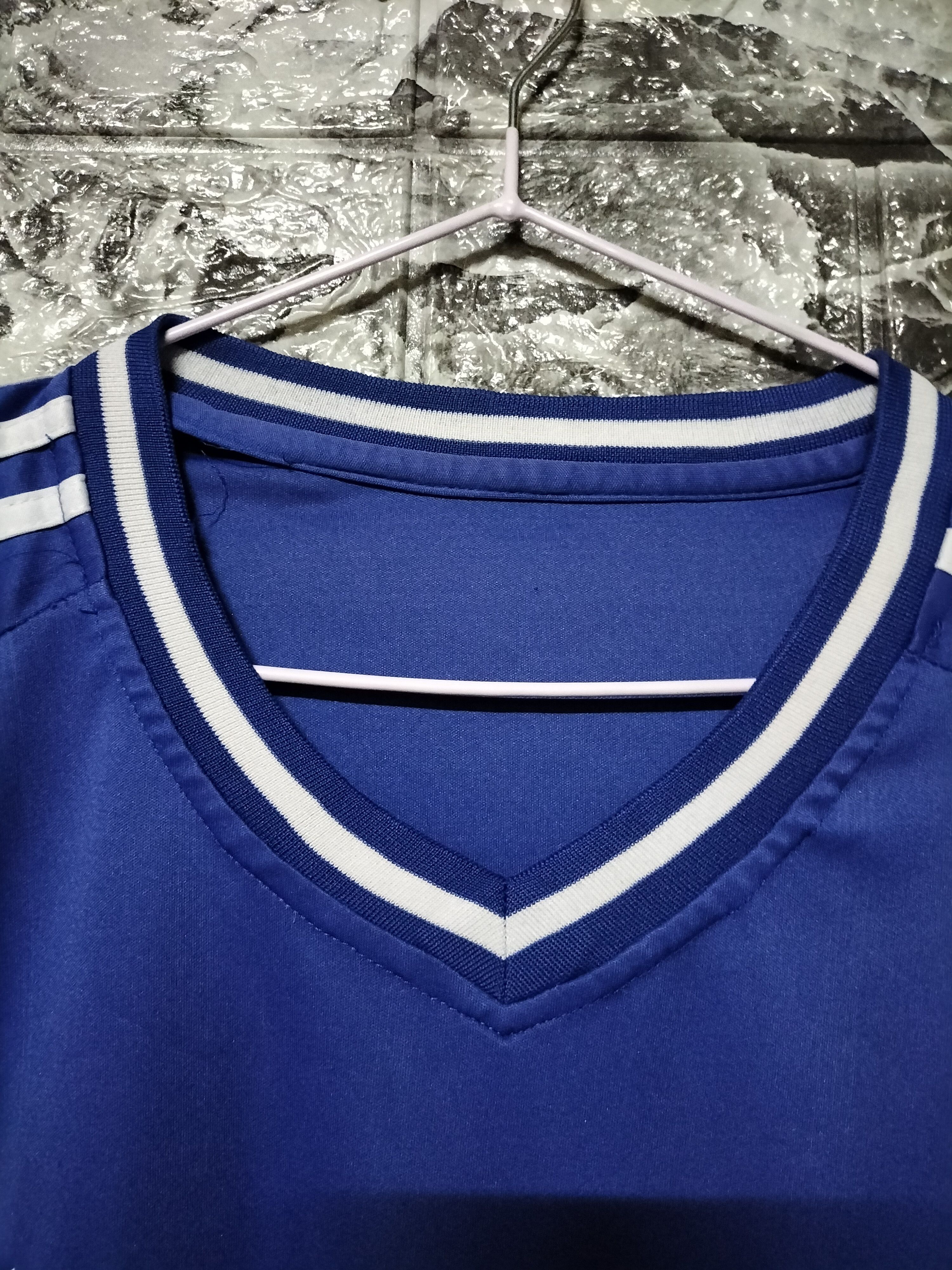 Adidas Chelsea Football club jersey samsung English Premier Size US M / EU 48-50 / 2 - 3 Thumbnail