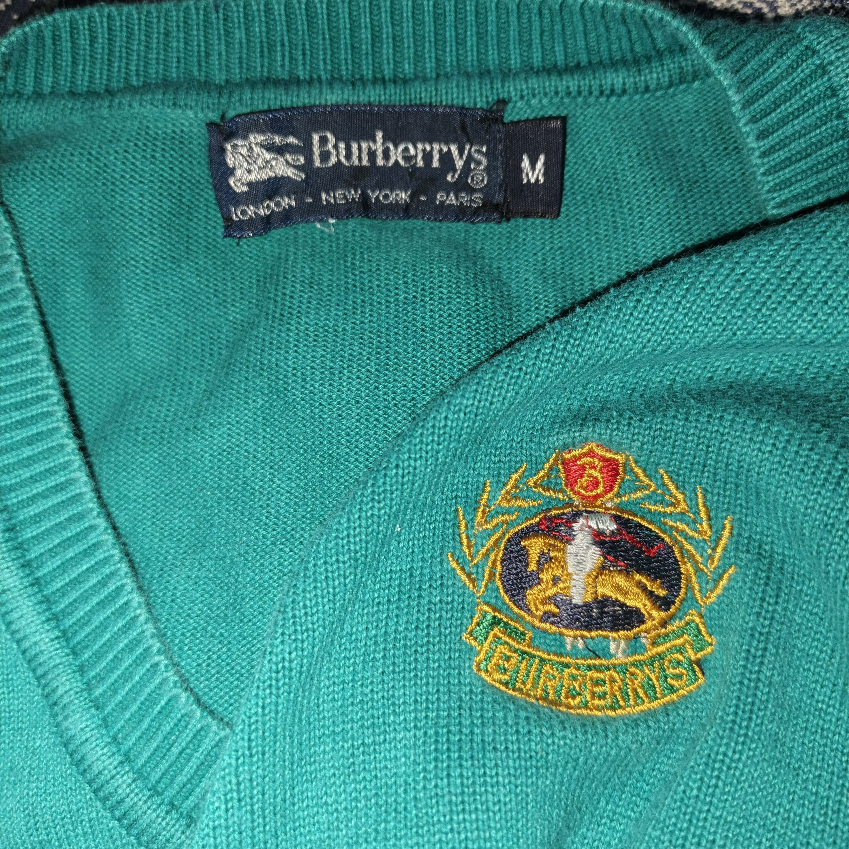 Burberry Burberry Crest Logo V-neck Sweater Size US L / EU 52-54 / 3 - 9 Thumbnail