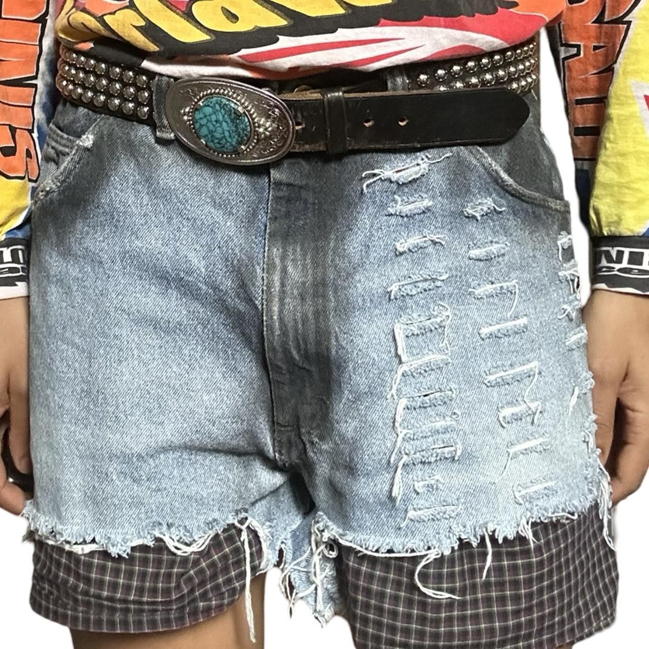 Wrangler ASTROBOI* WRANGLER RIPPED CUT OFF BLUE DENIM SHORTS _ 36" Size US 36 / EU 52 - 2 Thumbnail