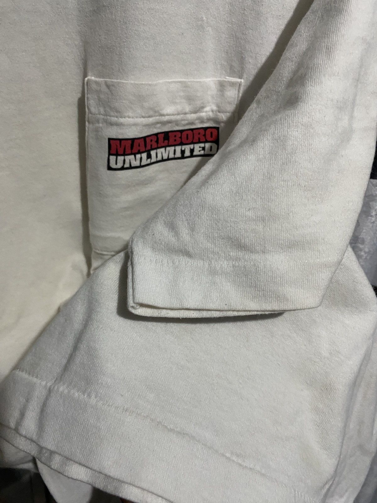 Marlboro Unlimited marlboro tobacco promo vintage pocket 90’s Size US XL / EU 56 / 4 - 3 Thumbnail