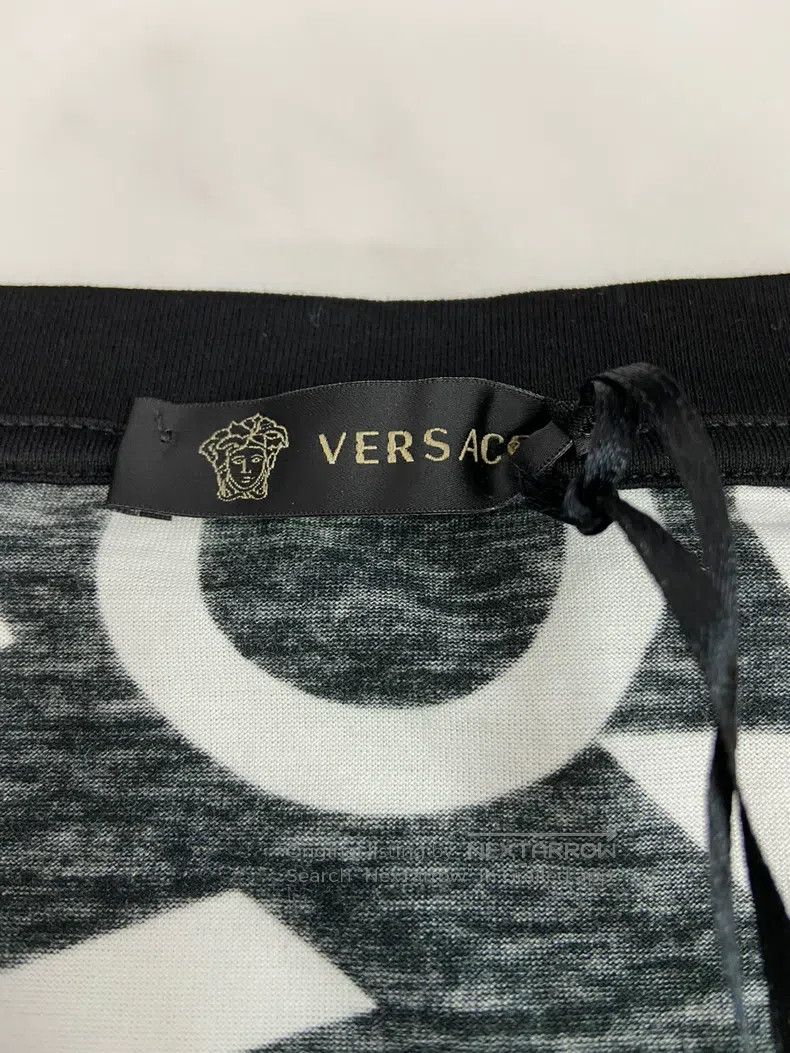 Versace Versace Baroque black and white patterned T-shirt Size US XXL / EU 58 / 5 - 7 Thumbnail