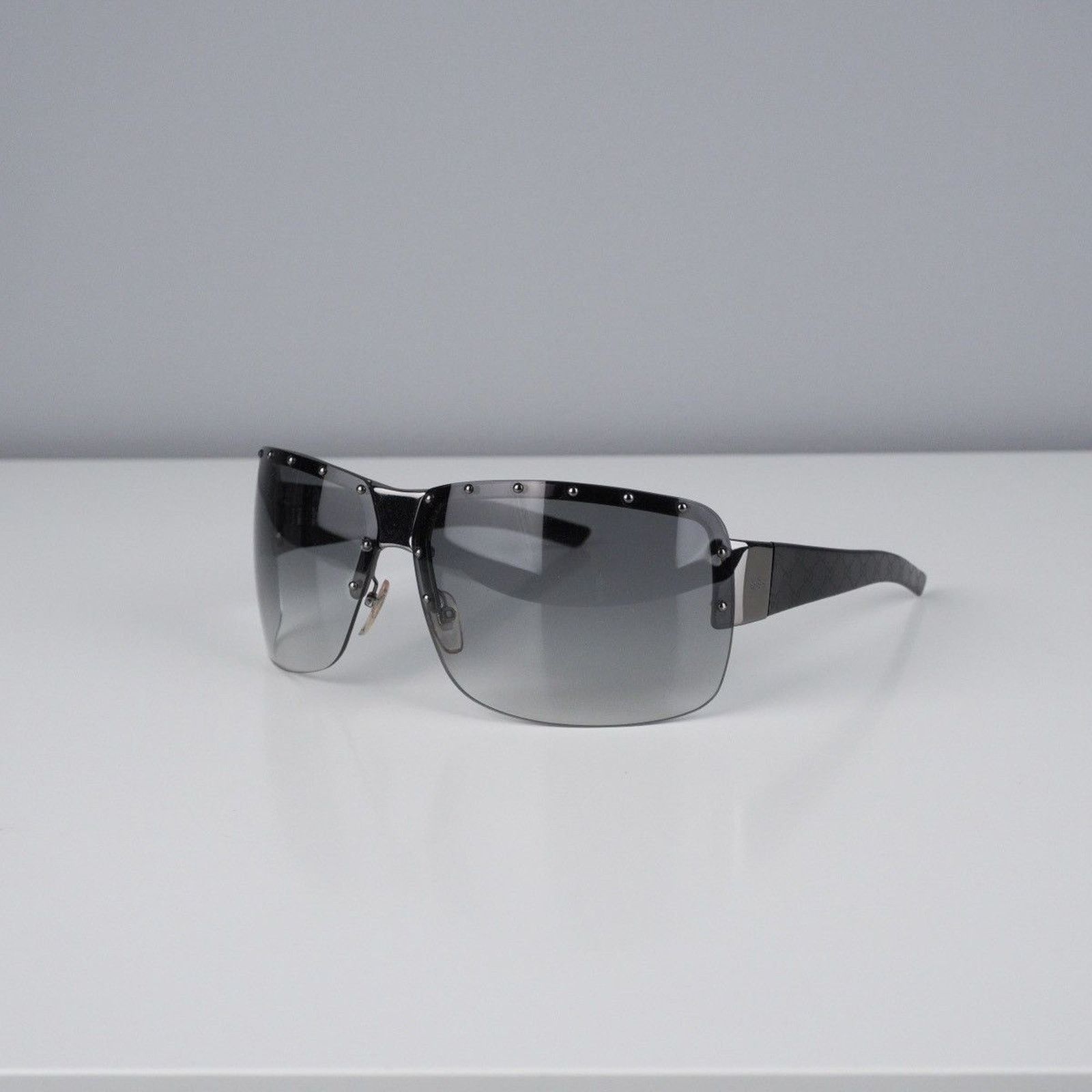 GUCCI サングラス　ロゴ　オーバル　GG 2451/S E1R ヴィンテージ GUCCI サングラス ロゴ オーバル GG 2451/S E1R ヴィンテージ