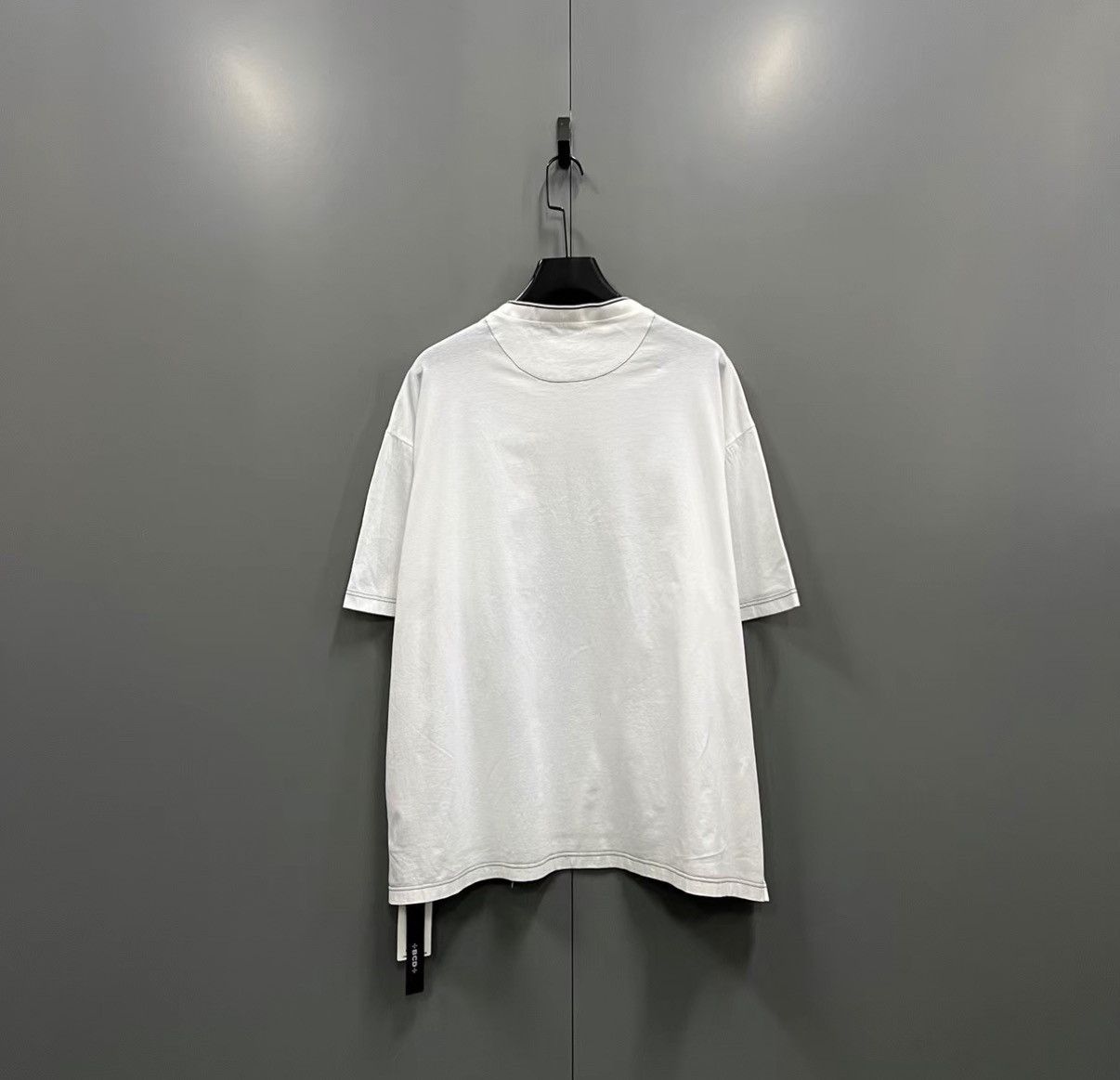 Prada PRADA White Patch Pocket Triangle Logo Short Sleeve J41 Size US L / EU 52-54 / 3 - 2 Thumbnail