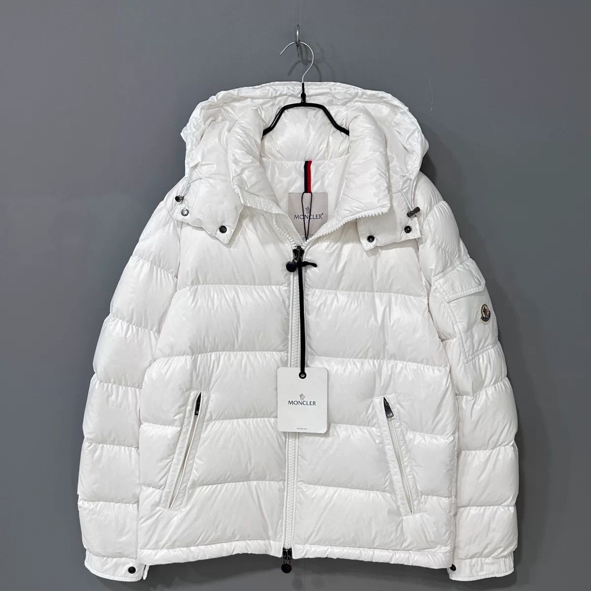 Moncler moncler white maya down jacket Size US XS / EU 42 / 0 - 1 Thumbnail