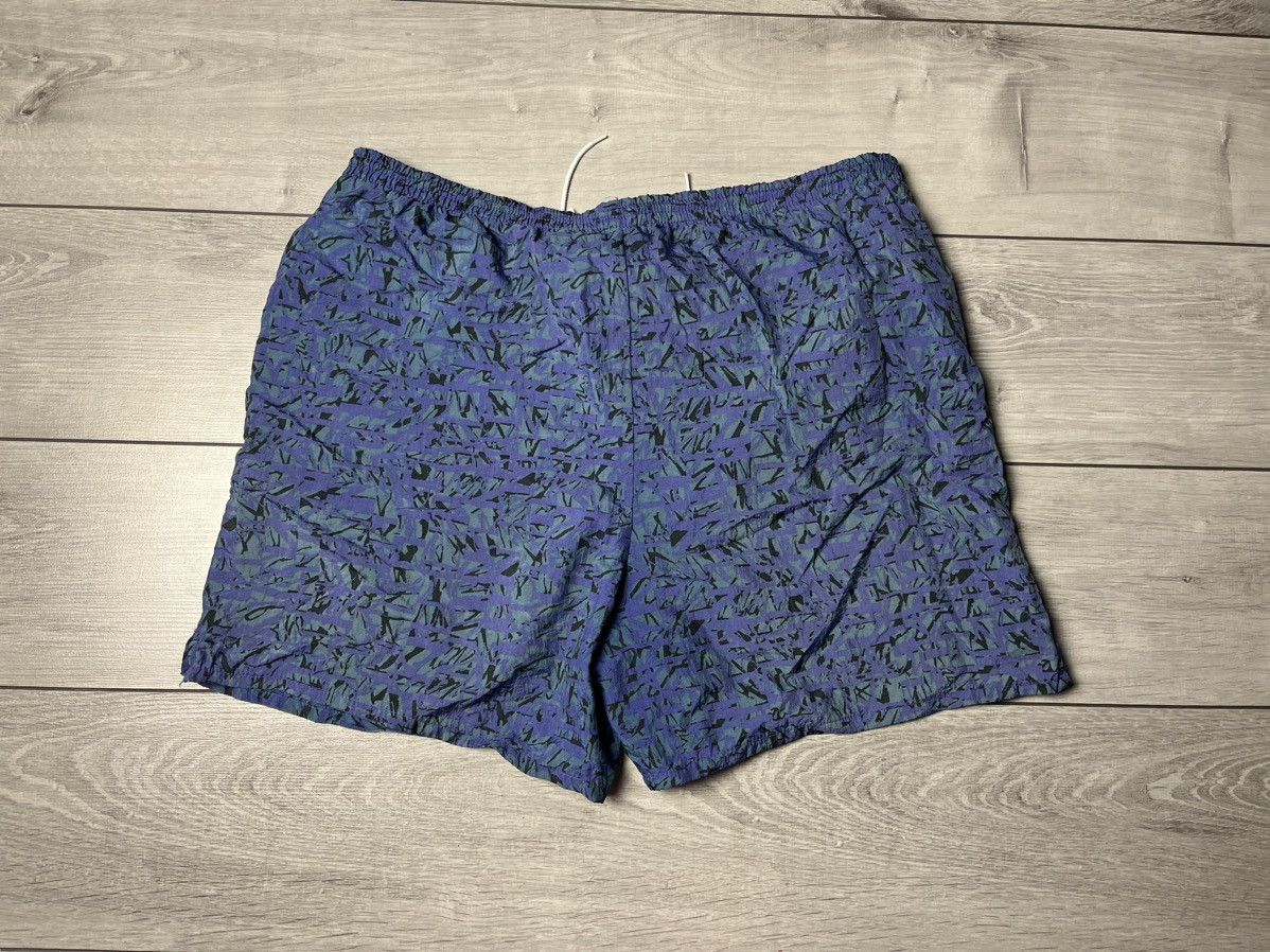 Nike Vintage Nike shorts printed size XLarge Size US 36 / EU 52 - 4 Thumbnail