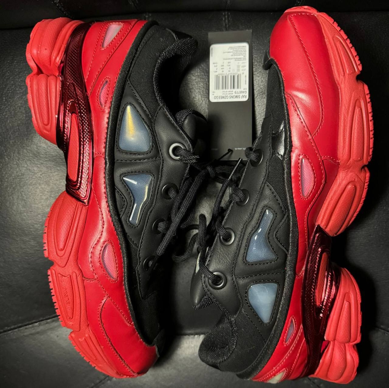 Adidas × Raf Simons 10,5us sneakers Adidas Raf Simons Ozweego Scarlet 2017 Size US 10 / EU 43 - 4 Thumbnail