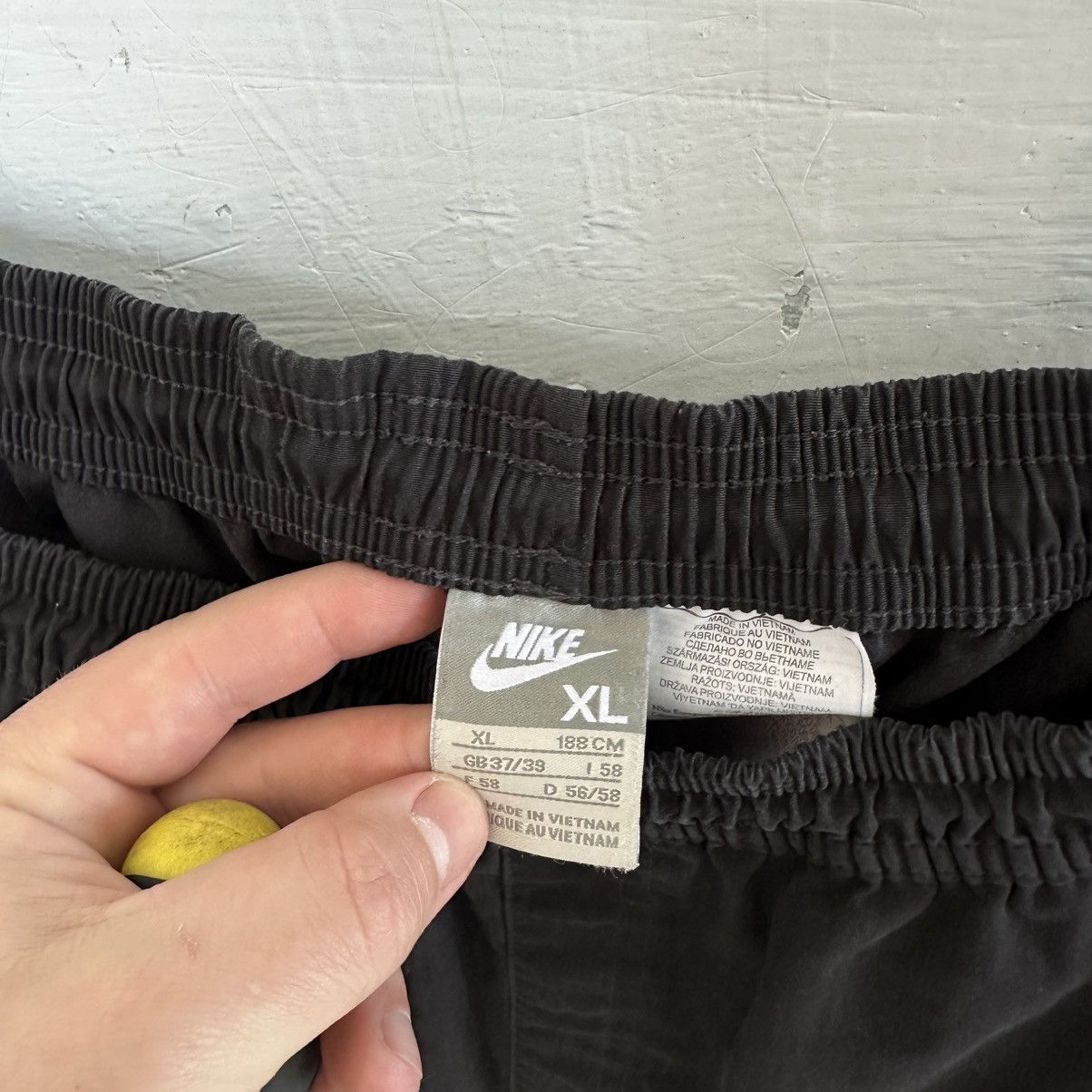 Nike VTG Nike Camo Multi-pocket Pants Size XL Trashed 00s UsA Hyp Size US 36 / EU 52 - 4 Thumbnail