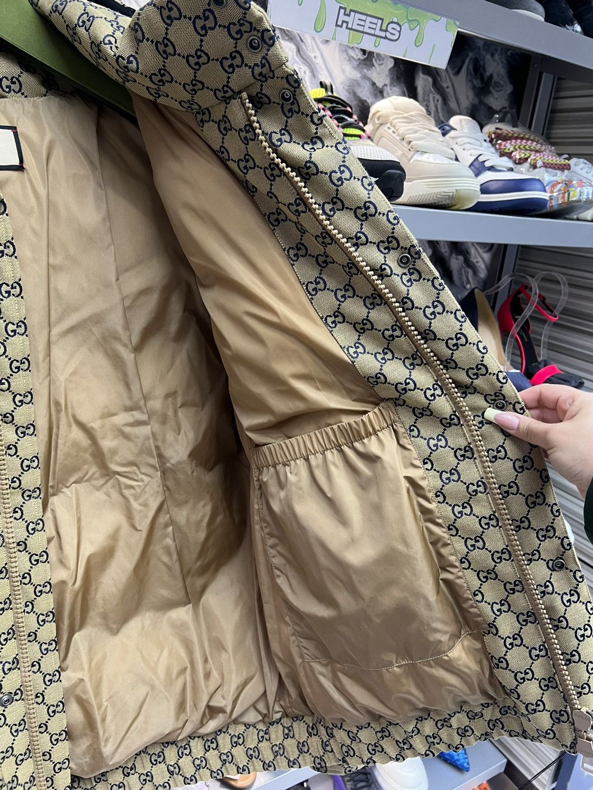 Gucci Gucci GG Canvas Puffer Jacket Size US XL / EU 56 / 4 - 15 Thumbnail