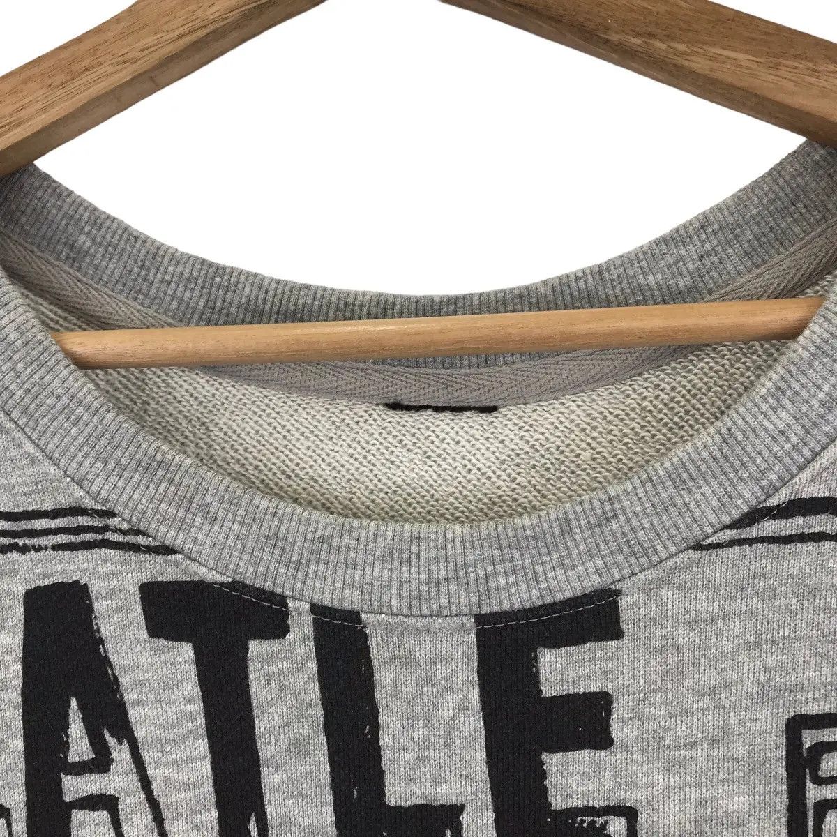Andy Warhol × Uniqlo UNIQLO x ANDY WARHOLS Beatle Boots Print Grey Sweatshirt Size S / US 4 / IT 40 - 6 Thumbnail