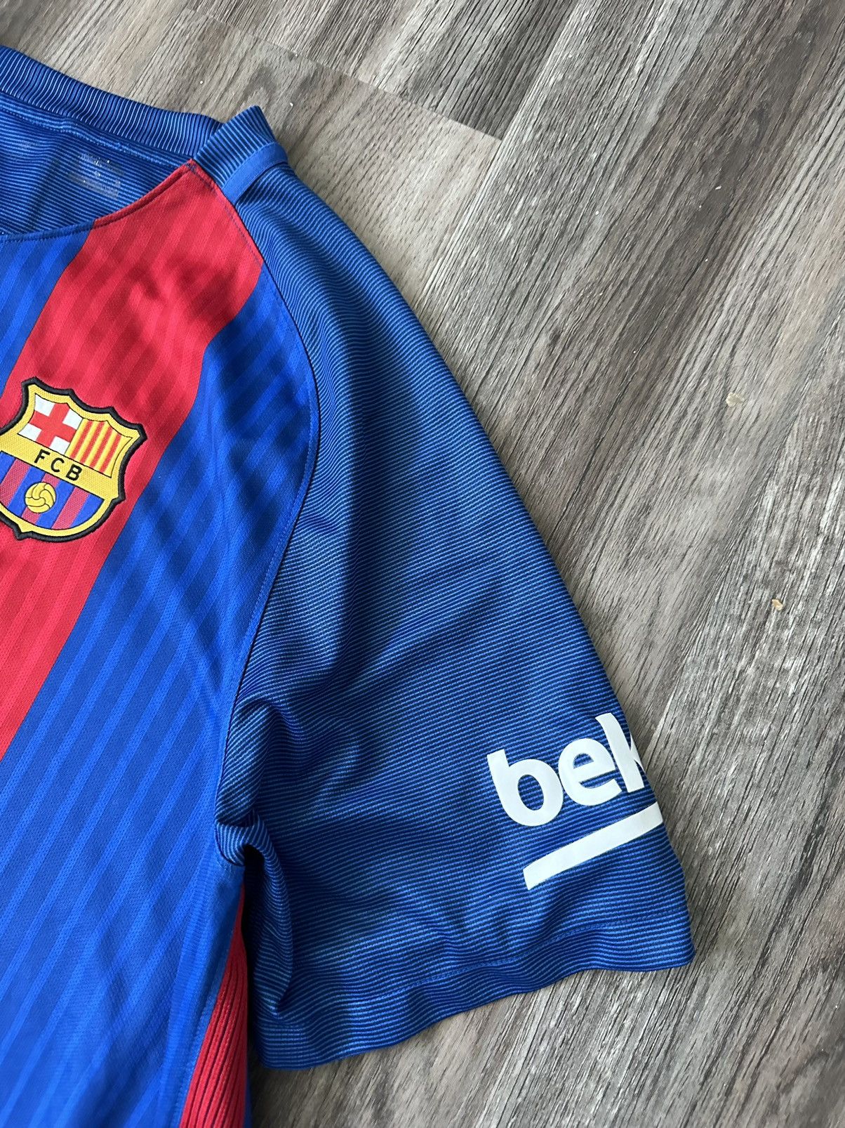 Nike Nike Barcelona Lionel Messi Home Jersey Size US L / EU 52-54 / 3 - 5 Thumbnail